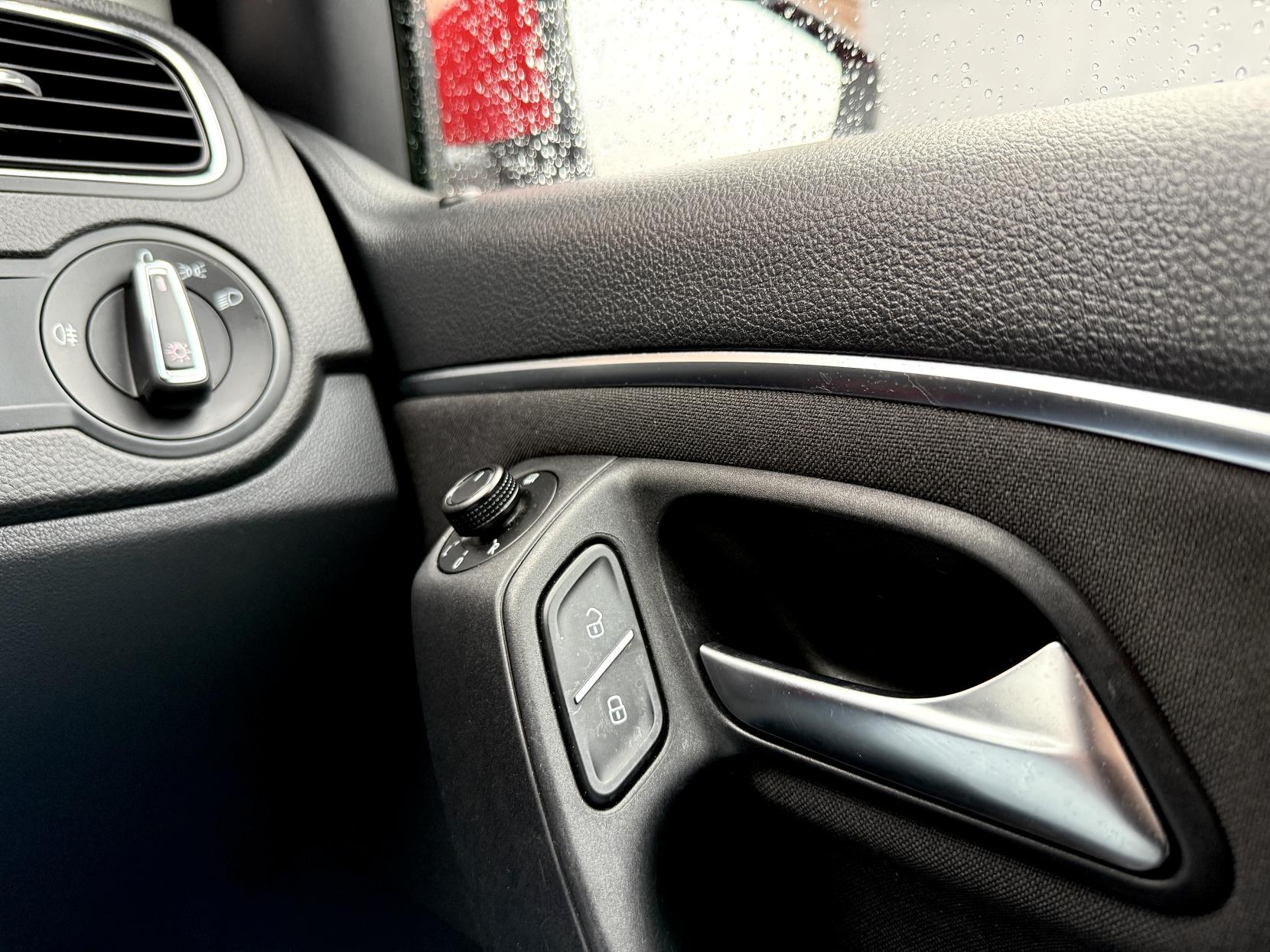 Volkswagen Polo 1.0 BlueMotion Tech SE Hatchback 5dr Petrol Manual Euro 6 (s/s) (75 ps)