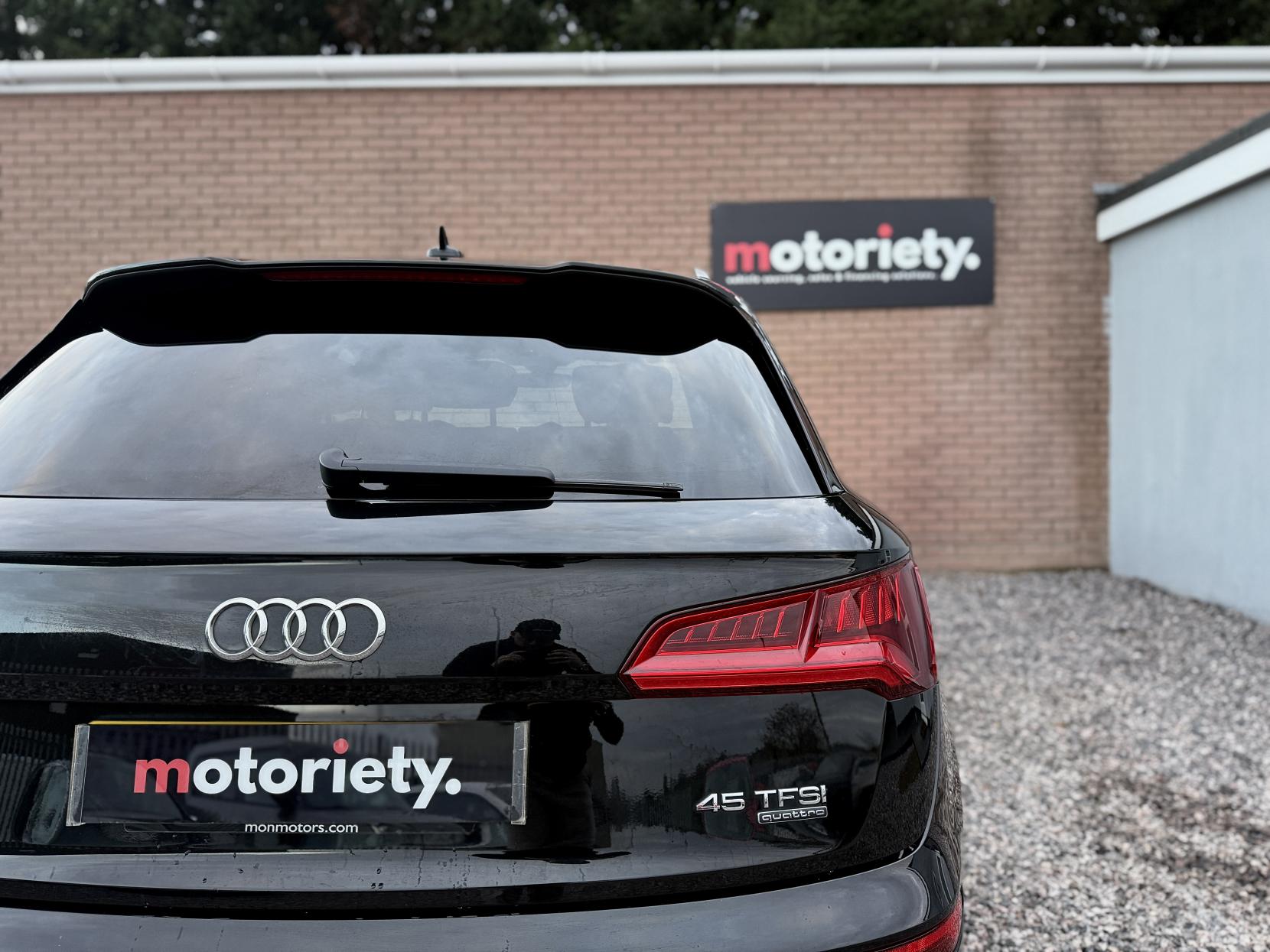 Audi Q5 2.0 TFSI 45 S line SUV 5dr Petrol S Tronic quattro Euro 6 (s/s) (245 ps)