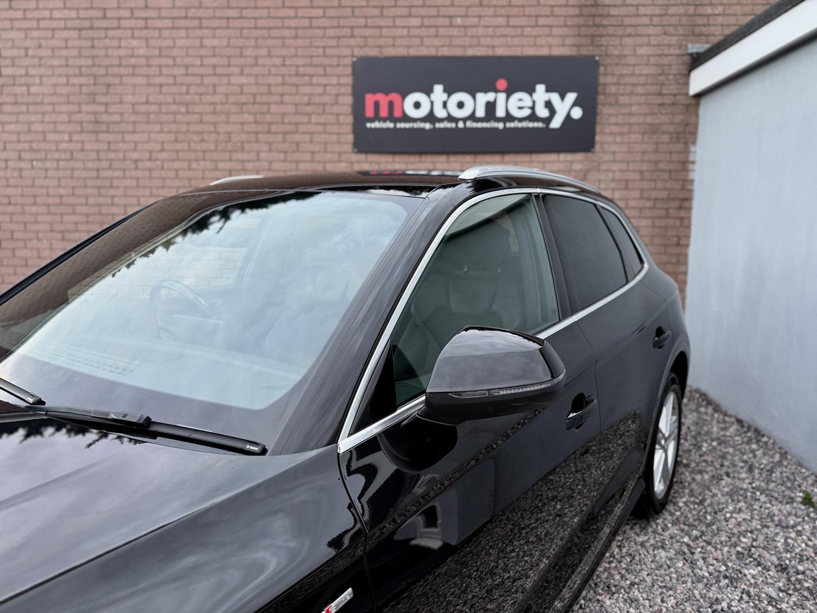 Audi Q5 2.0 TFSI 45 S line SUV 5dr Petrol S Tronic quattro Euro 6 (s/s) (245 ps)