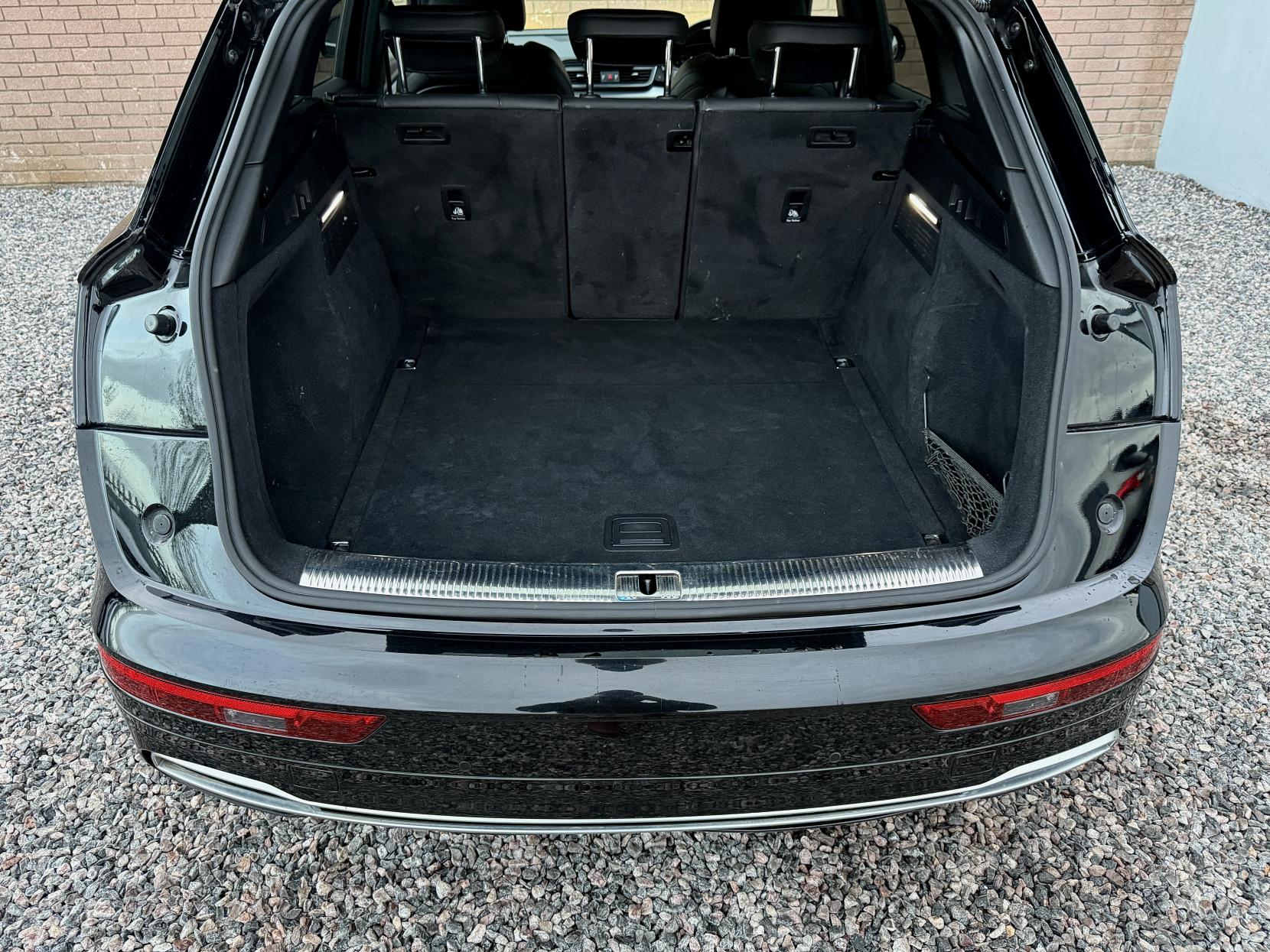 Audi Q5 2.0 TFSI 45 S line SUV 5dr Petrol S Tronic quattro Euro 6 (s/s) (245 ps)