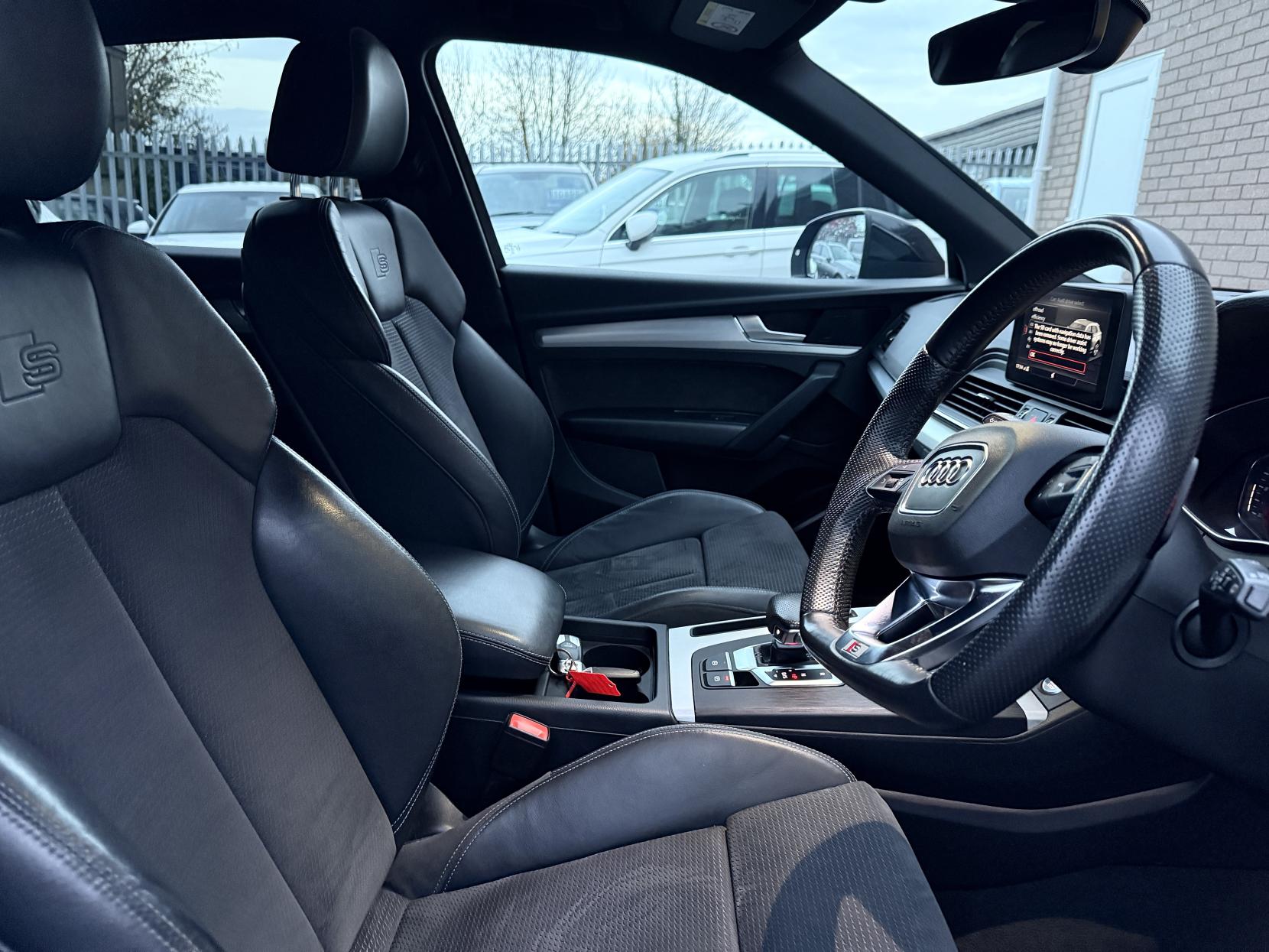 Audi Q5 2.0 TFSI 45 S line SUV 5dr Petrol S Tronic quattro Euro 6 (s/s) (245 ps)