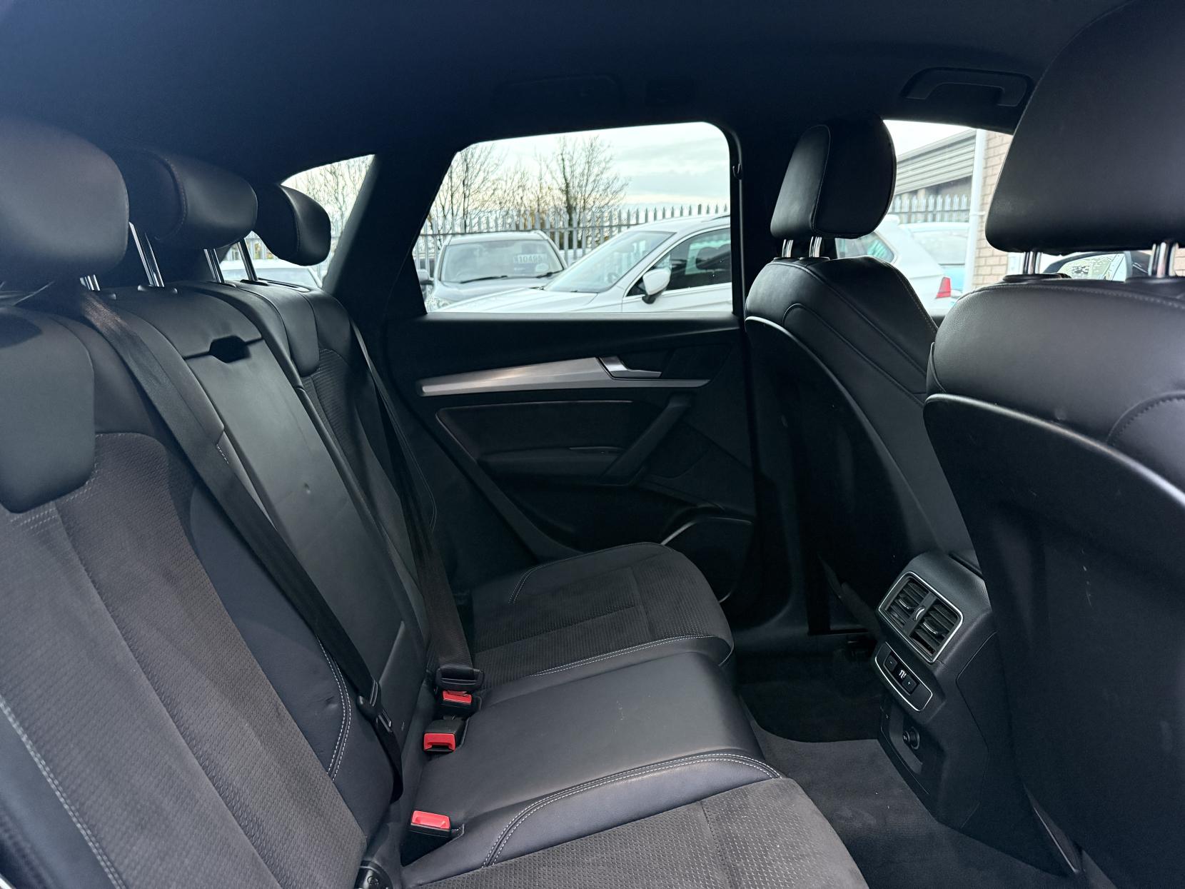 Audi Q5 2.0 TFSI 45 S line SUV 5dr Petrol S Tronic quattro Euro 6 (s/s) (245 ps)