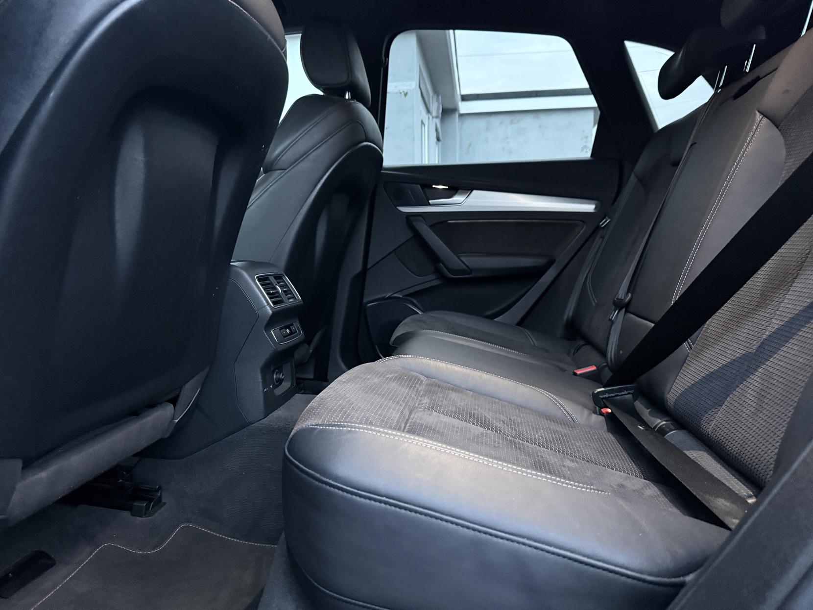 Audi Q5 2.0 TFSI 45 S line SUV 5dr Petrol S Tronic quattro Euro 6 (s/s) (245 ps)