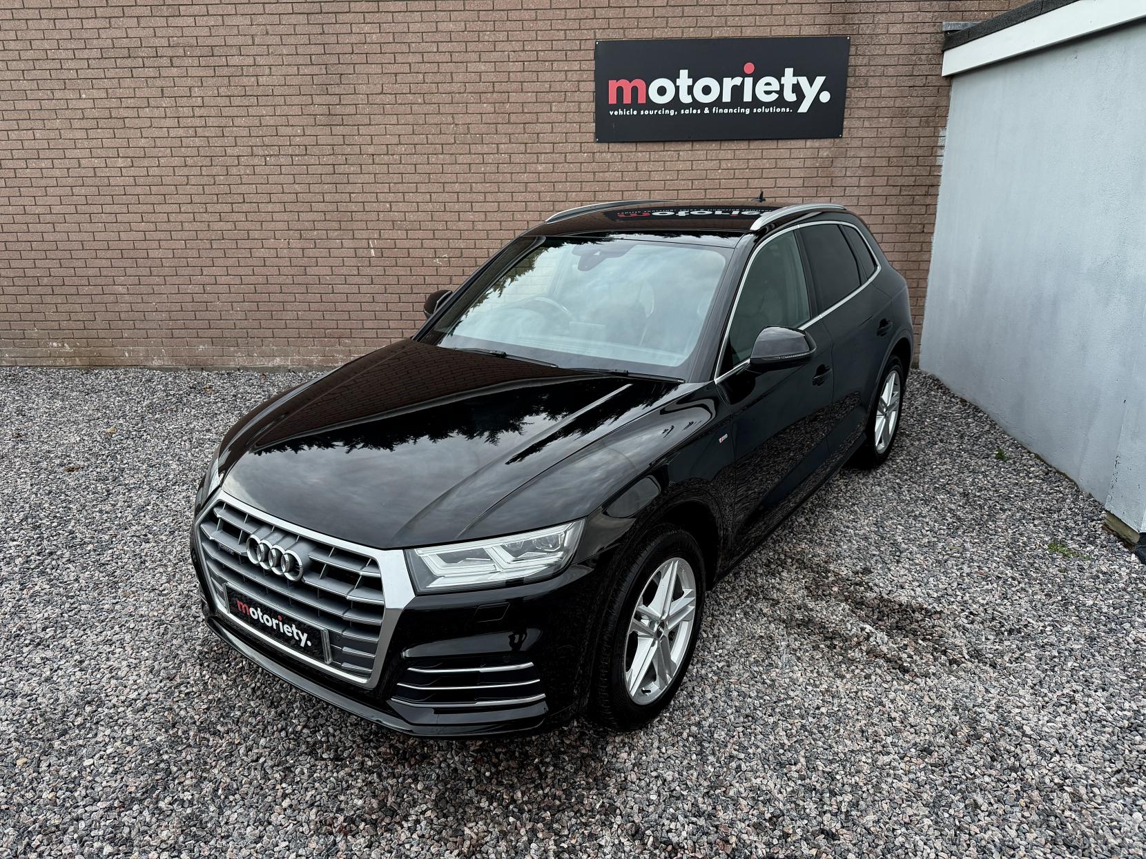 Audi Q5 2.0 TFSI 45 S line SUV 5dr Petrol S Tronic quattro Euro 6 (s/s) (245 ps)
