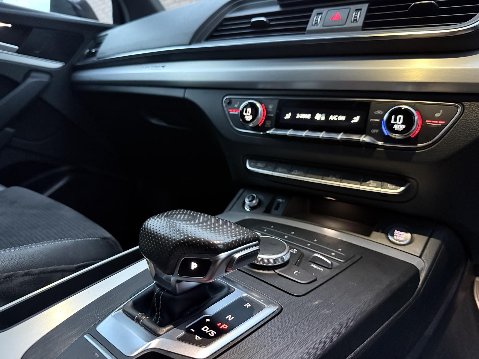 Audi Q5 2.0 TFSI 45 S line SUV 5dr Petrol S Tronic quattro Euro 6 (s/s) (245 ps)