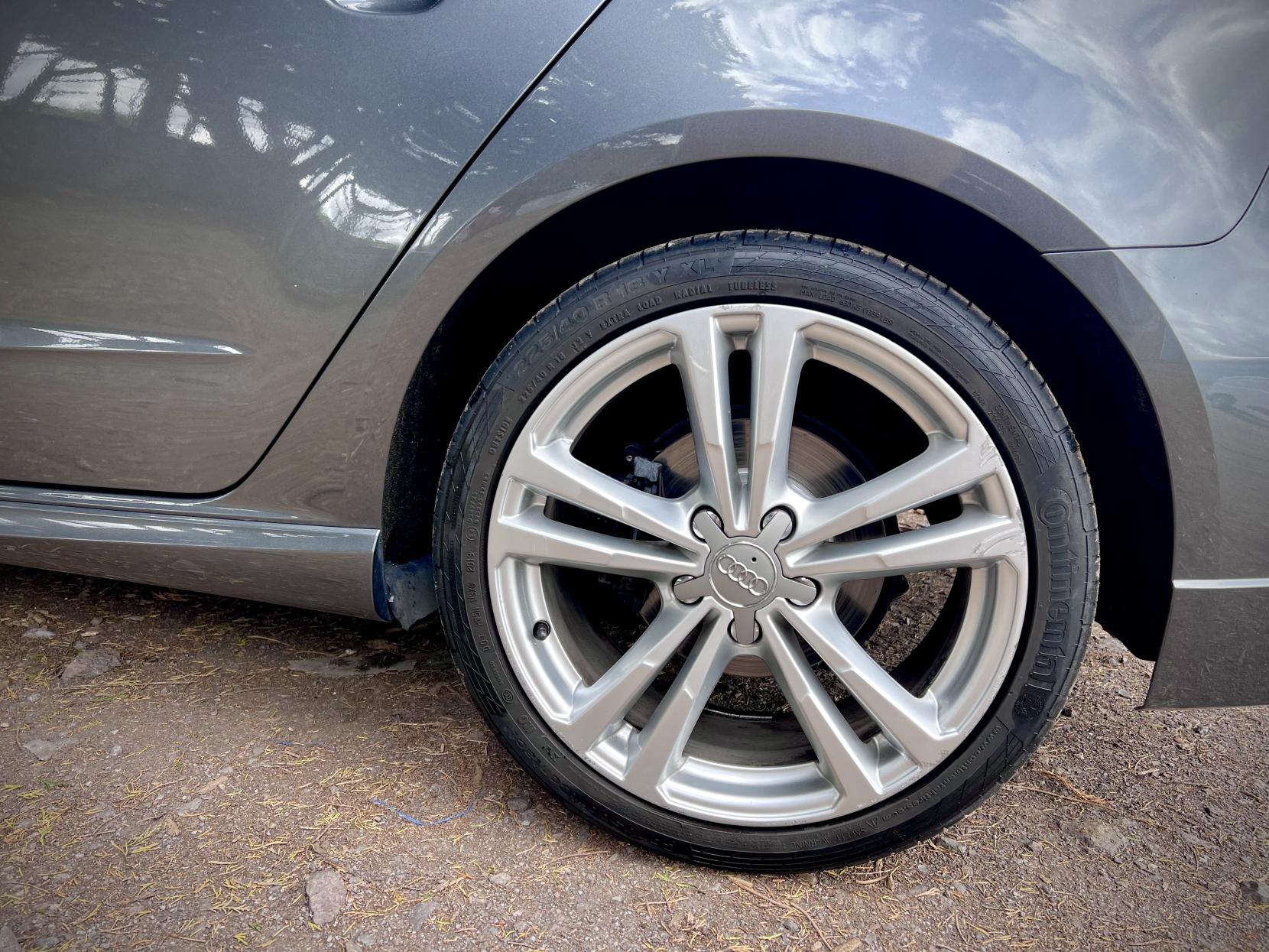 Audi A3 1.5 TFSI CoD S line Sportback 5dr Petrol S Tronic Euro 6 (s/s) (150 ps)