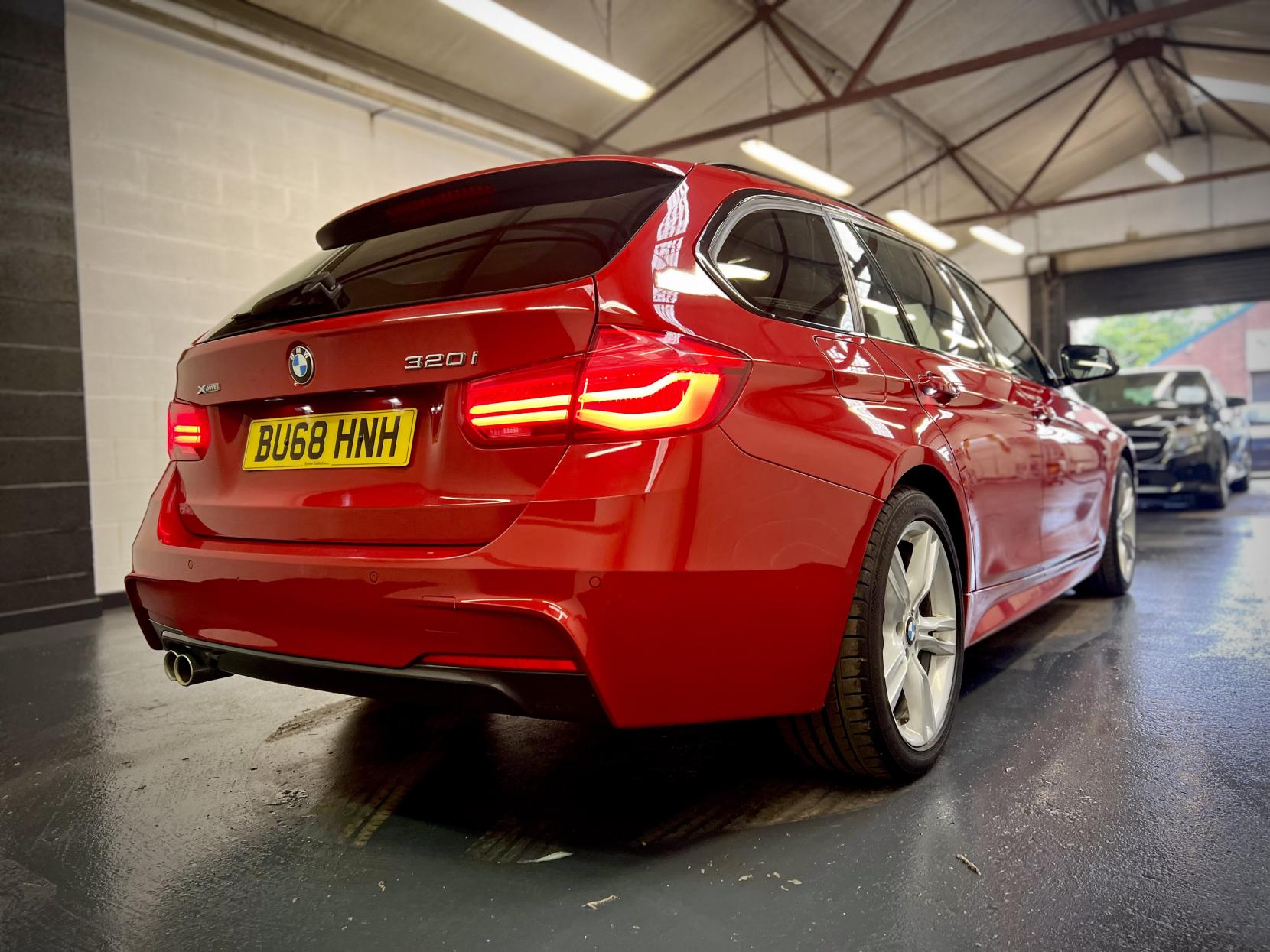 BMW 3 Series 2.0 320i M Sport Touring 5dr Petrol Auto xDrive Euro 6 (s/s) (184 ps)
