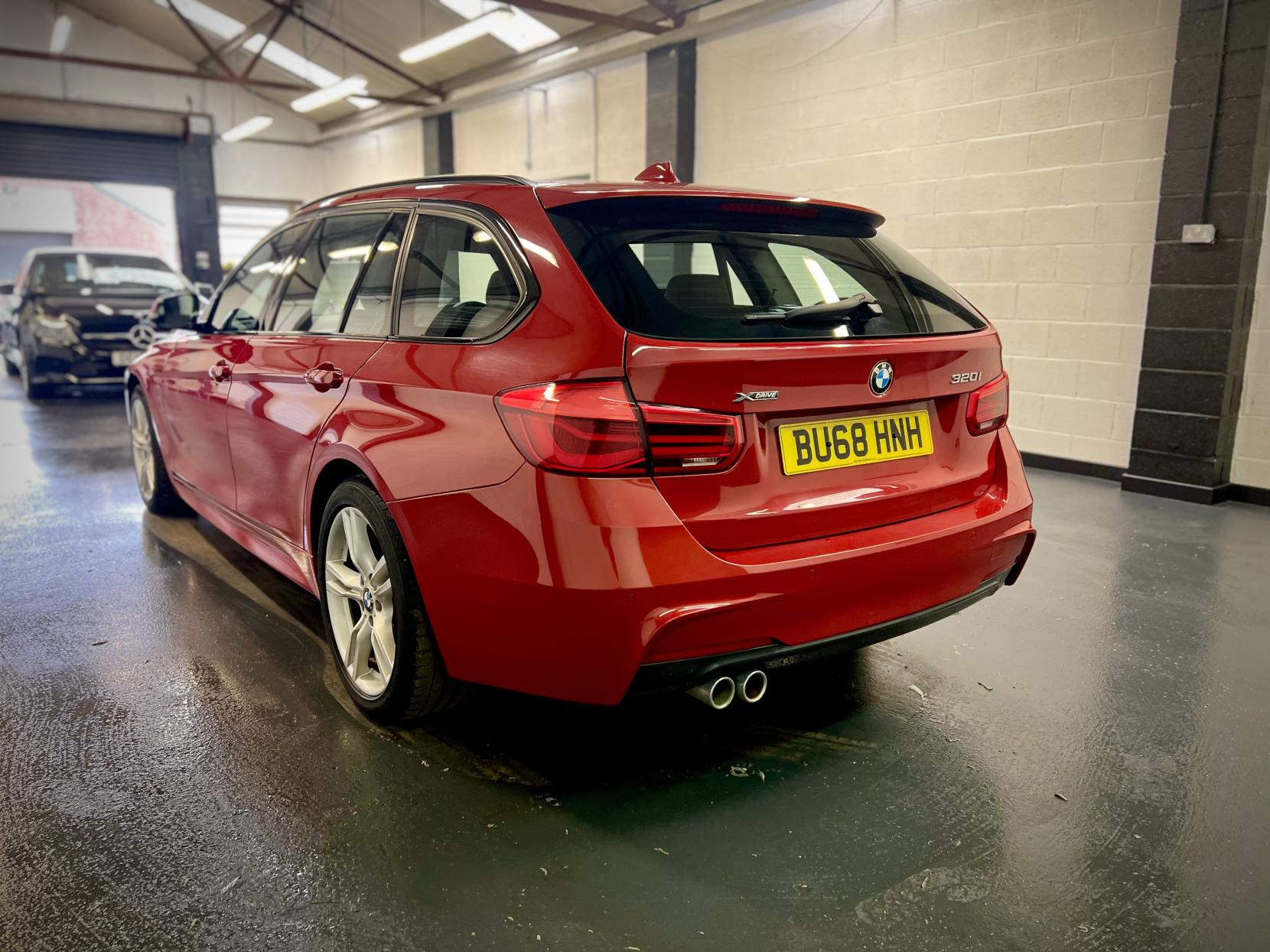 BMW 3 Series 2.0 320i M Sport Touring 5dr Petrol Auto xDrive Euro 6 (s/s) (184 ps)