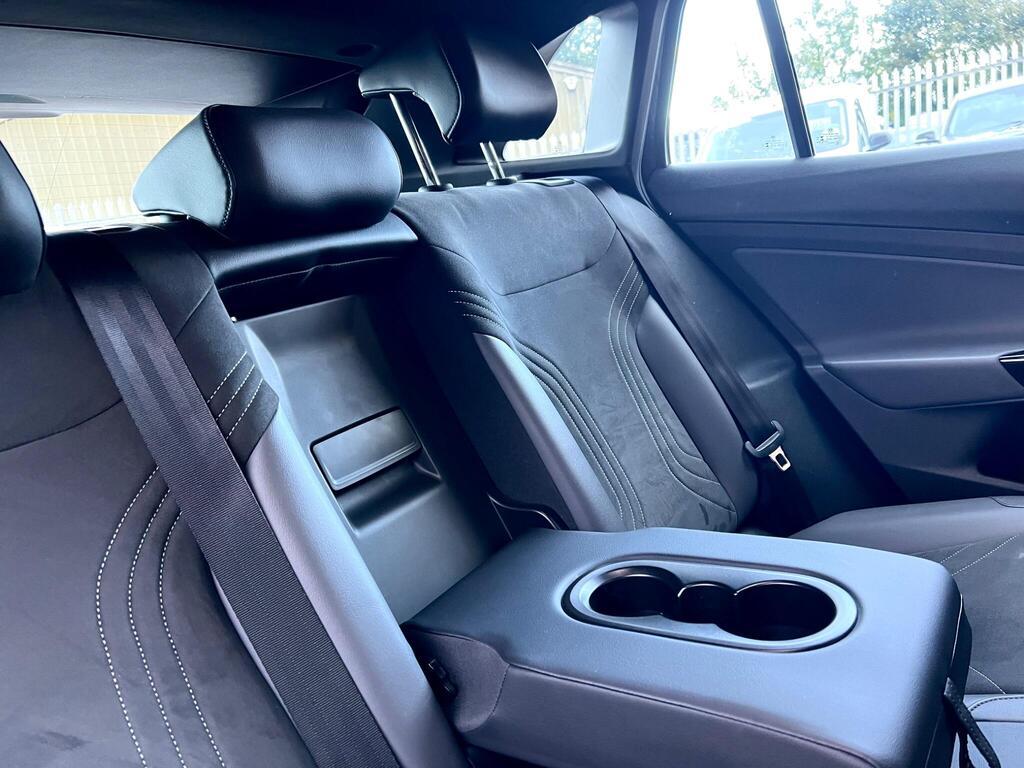 Volkswagen ID.4 Pro Performance 77kWh Life SUV 5dr Electric Auto (204 ps)