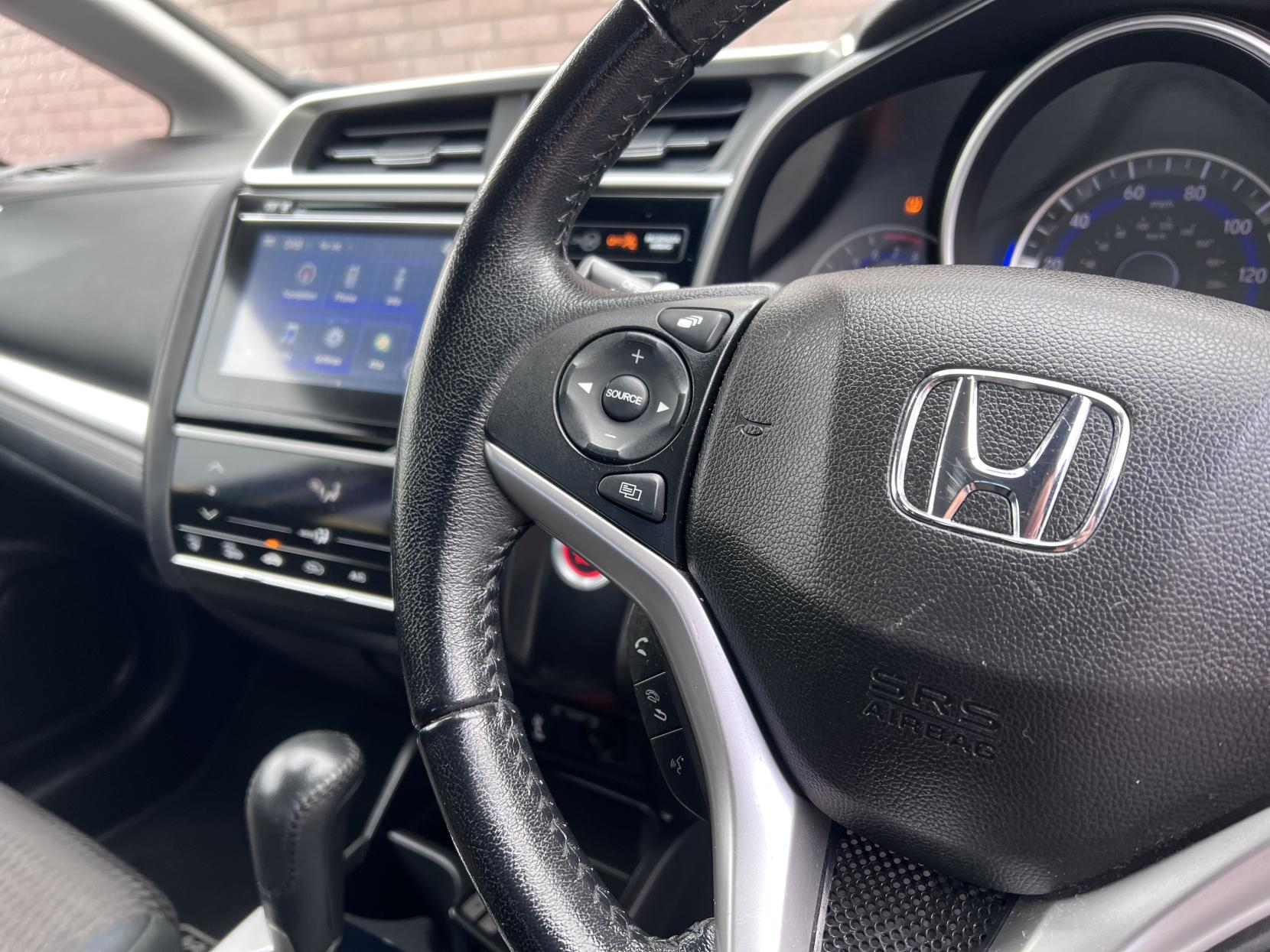 Honda Jazz 1.3 i-VTEC EX Navi Hatchback 5dr Petrol CVT Euro 6 (s/s) (102 ps)