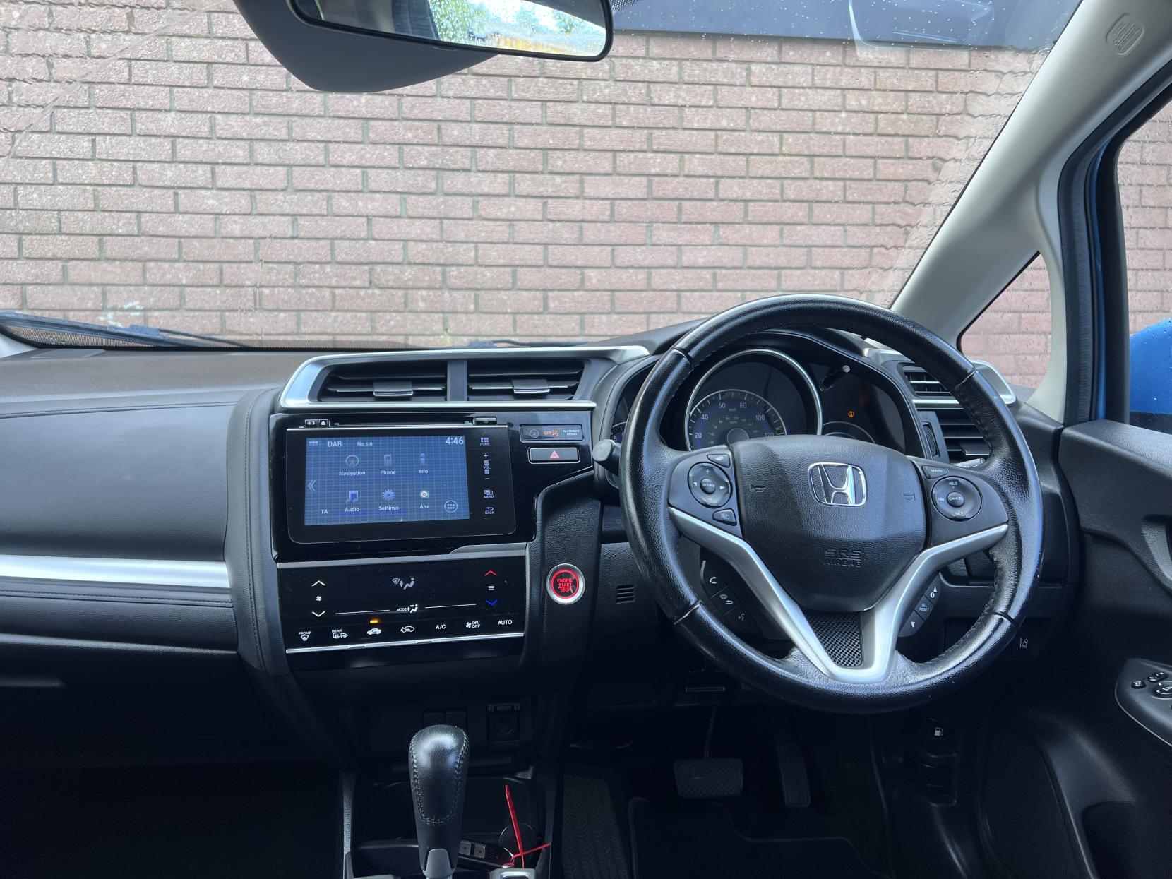 Honda Jazz 1.3 i-VTEC EX Navi Hatchback 5dr Petrol CVT Euro 6 (s/s) (102 ps)