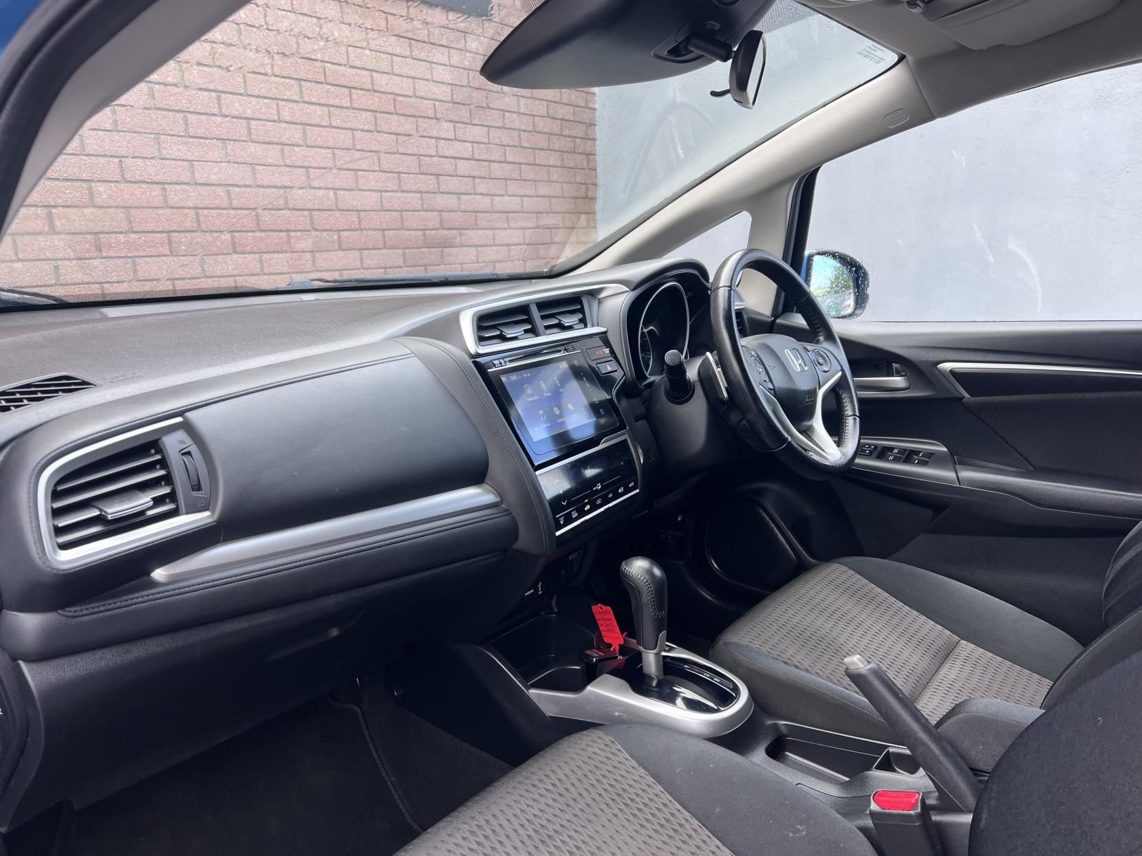Honda Jazz 1.3 i-VTEC EX Navi Hatchback 5dr Petrol CVT Euro 6 (s/s) (102 ps)