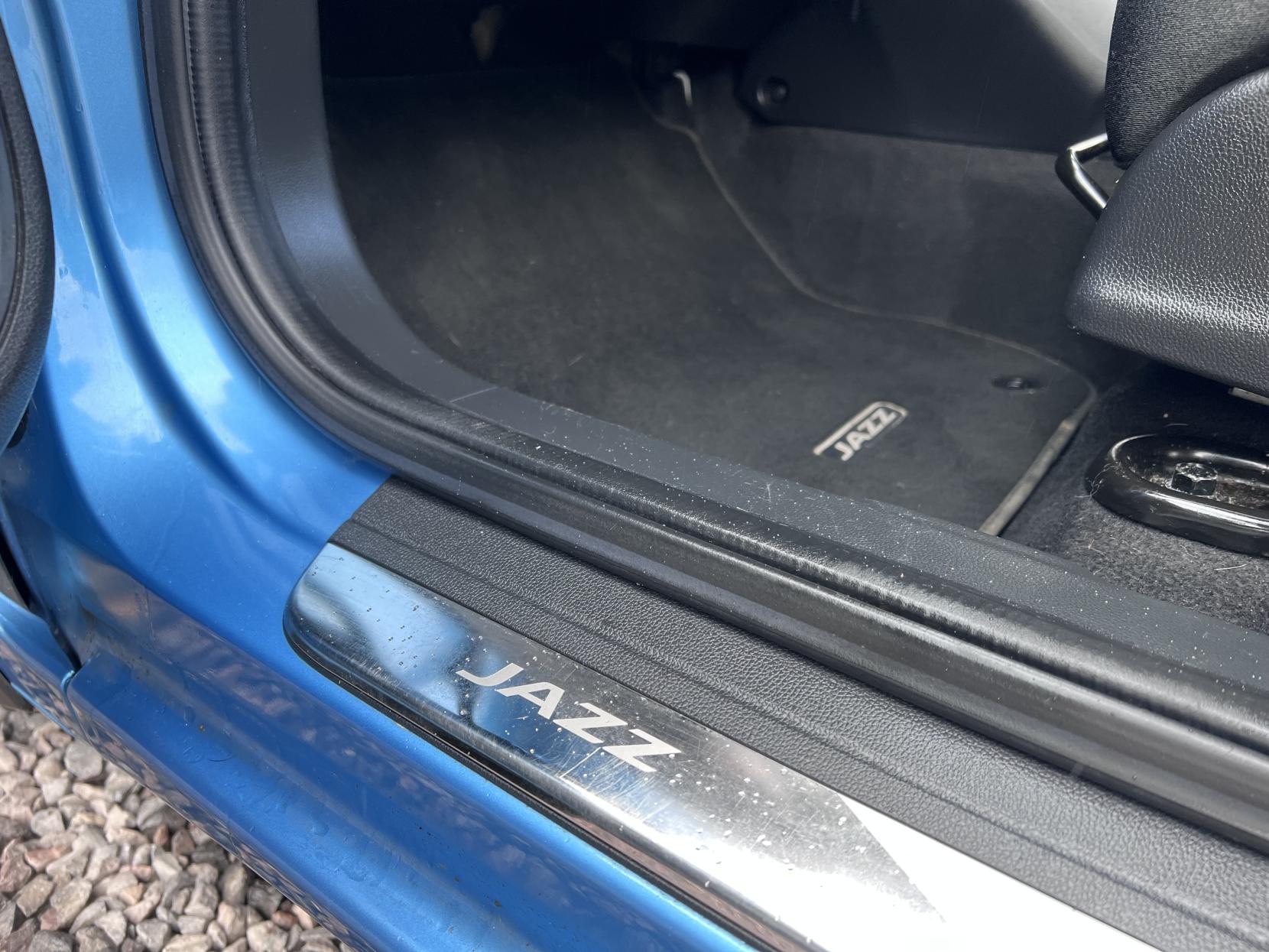 Honda Jazz 1.3 i-VTEC EX Navi Hatchback 5dr Petrol CVT Euro 6 (s/s) (102 ps)