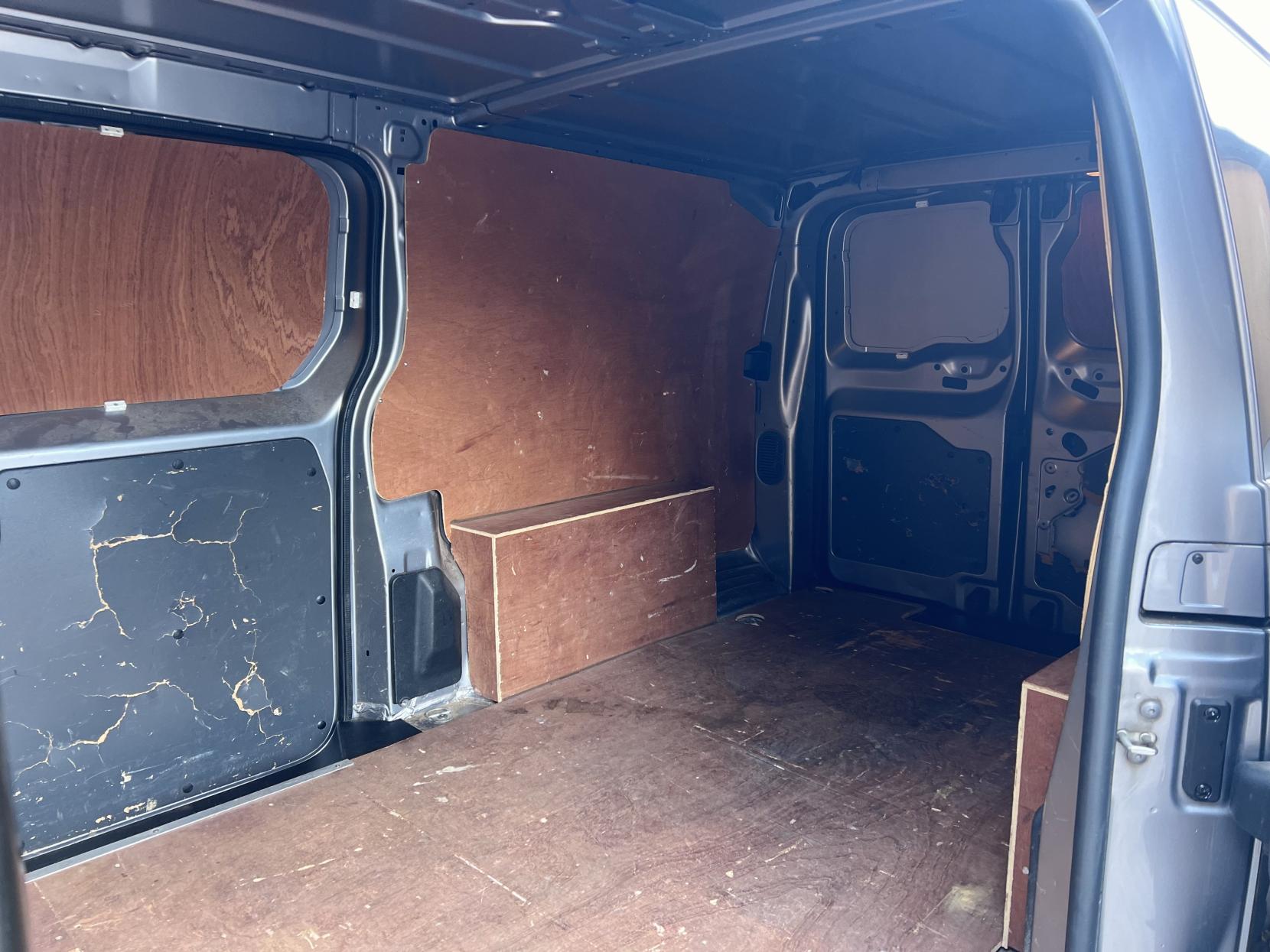 Vauxhall Vivaro 2.0 Turbo D 3100 Sportive Panel Van 5dr Diesel Manual L2 H1 Euro 6 (s/s) (150 ps)