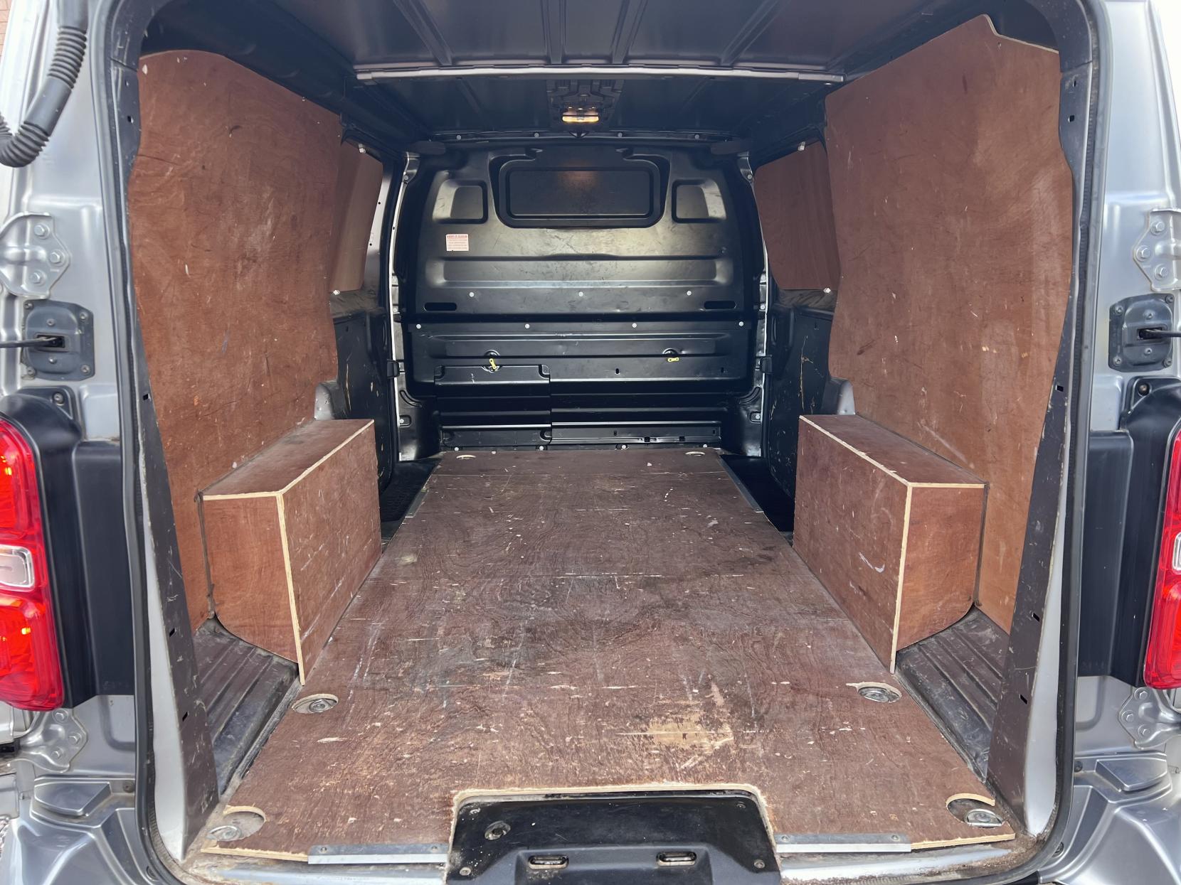 Vauxhall Vivaro 2.0 Turbo D 3100 Sportive Panel Van 5dr Diesel Manual L2 H1 Euro 6 (s/s) (150 ps)