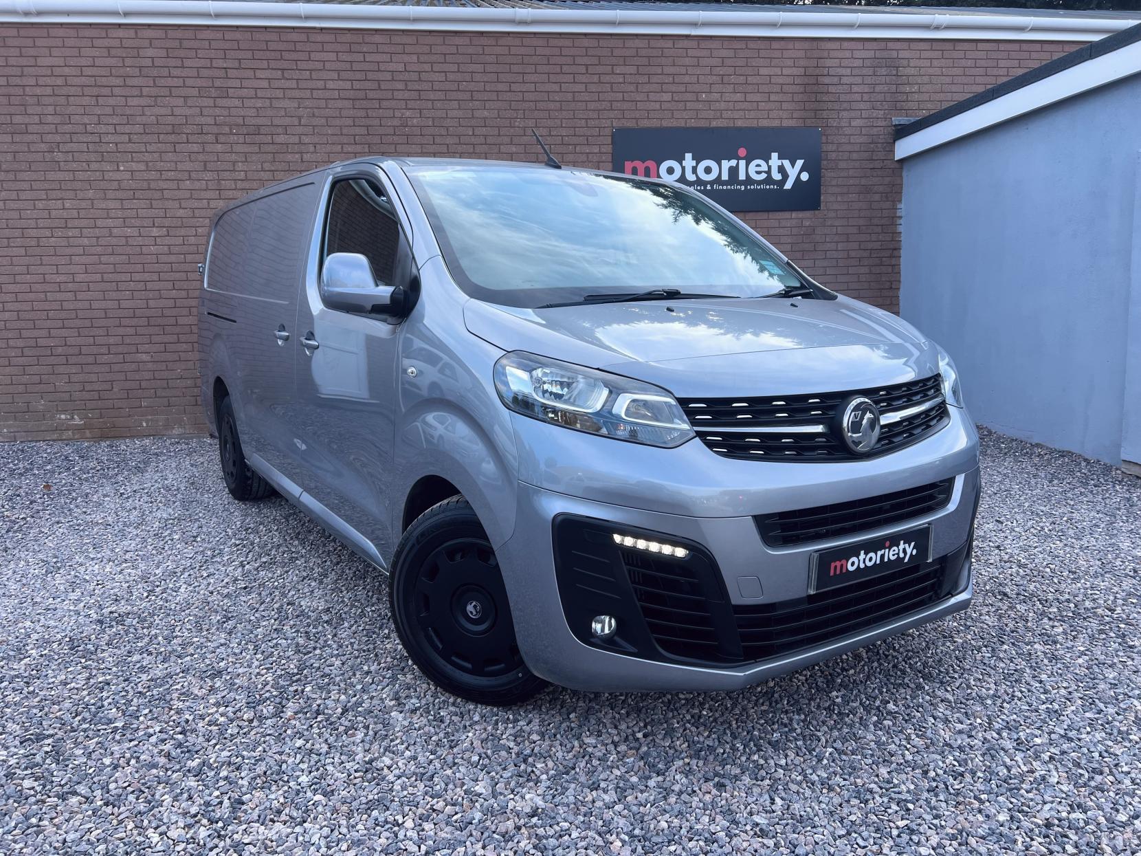Vauxhall Vivaro 2.0 Turbo D 3100 Sportive Panel Van 5dr Diesel Manual L2 H1 Euro 6 (s/s) (150 ps)