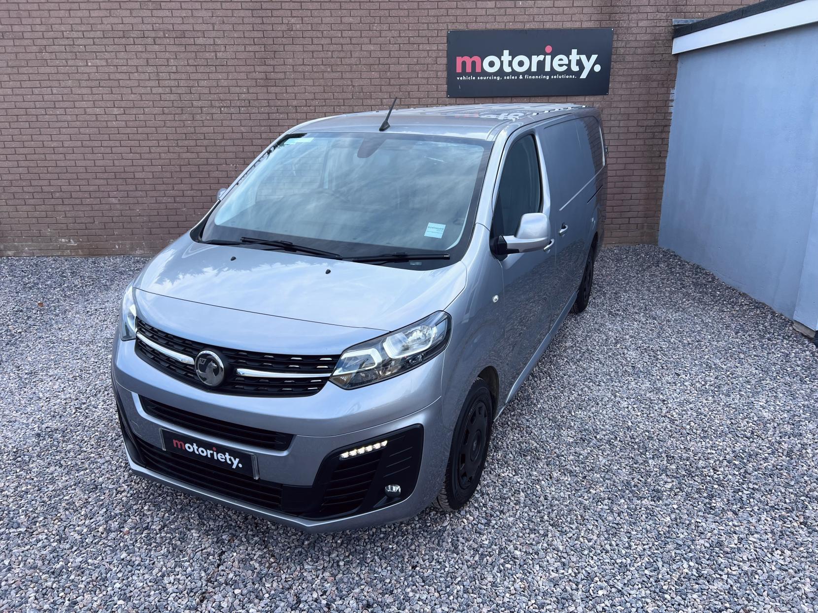 Vauxhall Vivaro 2.0 Turbo D 3100 Sportive Panel Van 5dr Diesel Manual L2 H1 Euro 6 (s/s) (150 ps)