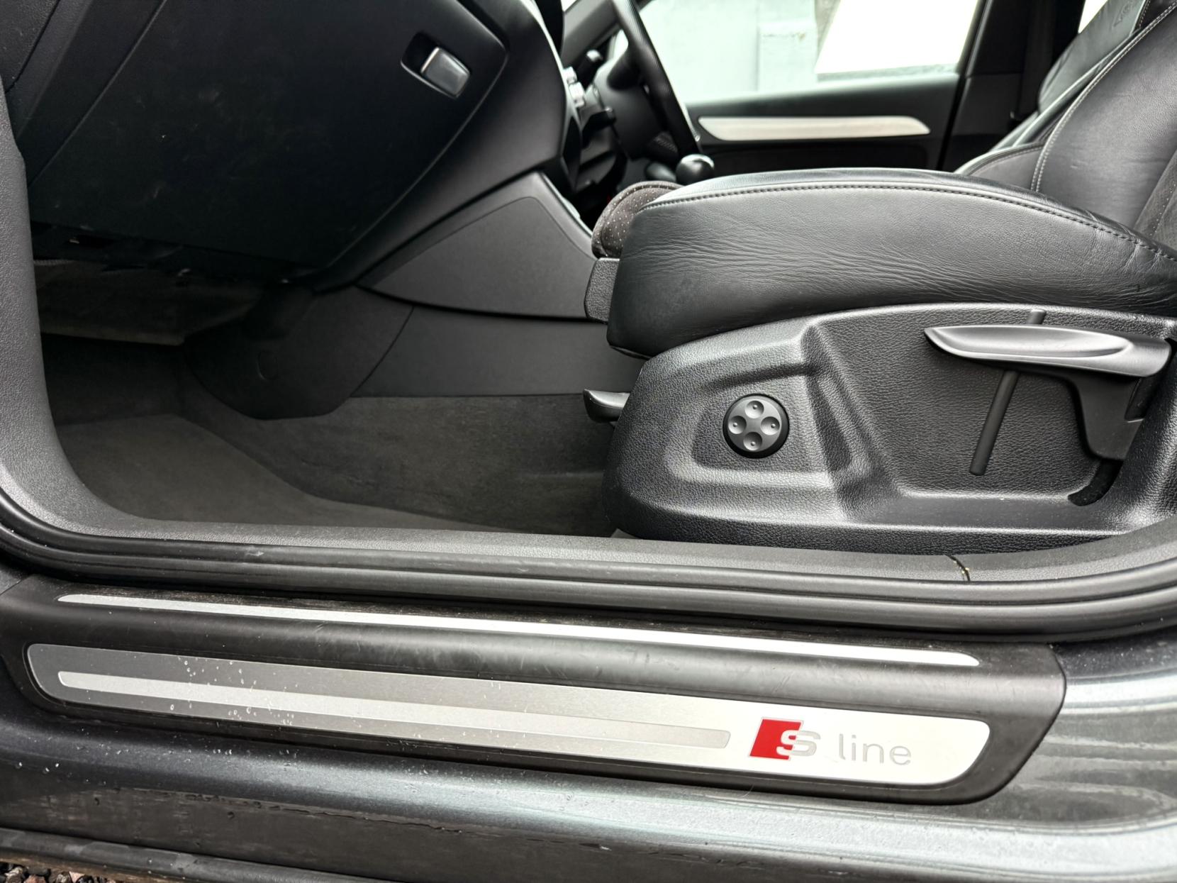 Audi Q3 2.0 TDI S line Plus SUV 5dr Diesel Manual quattro Euro 6 (s/s) (150 ps)