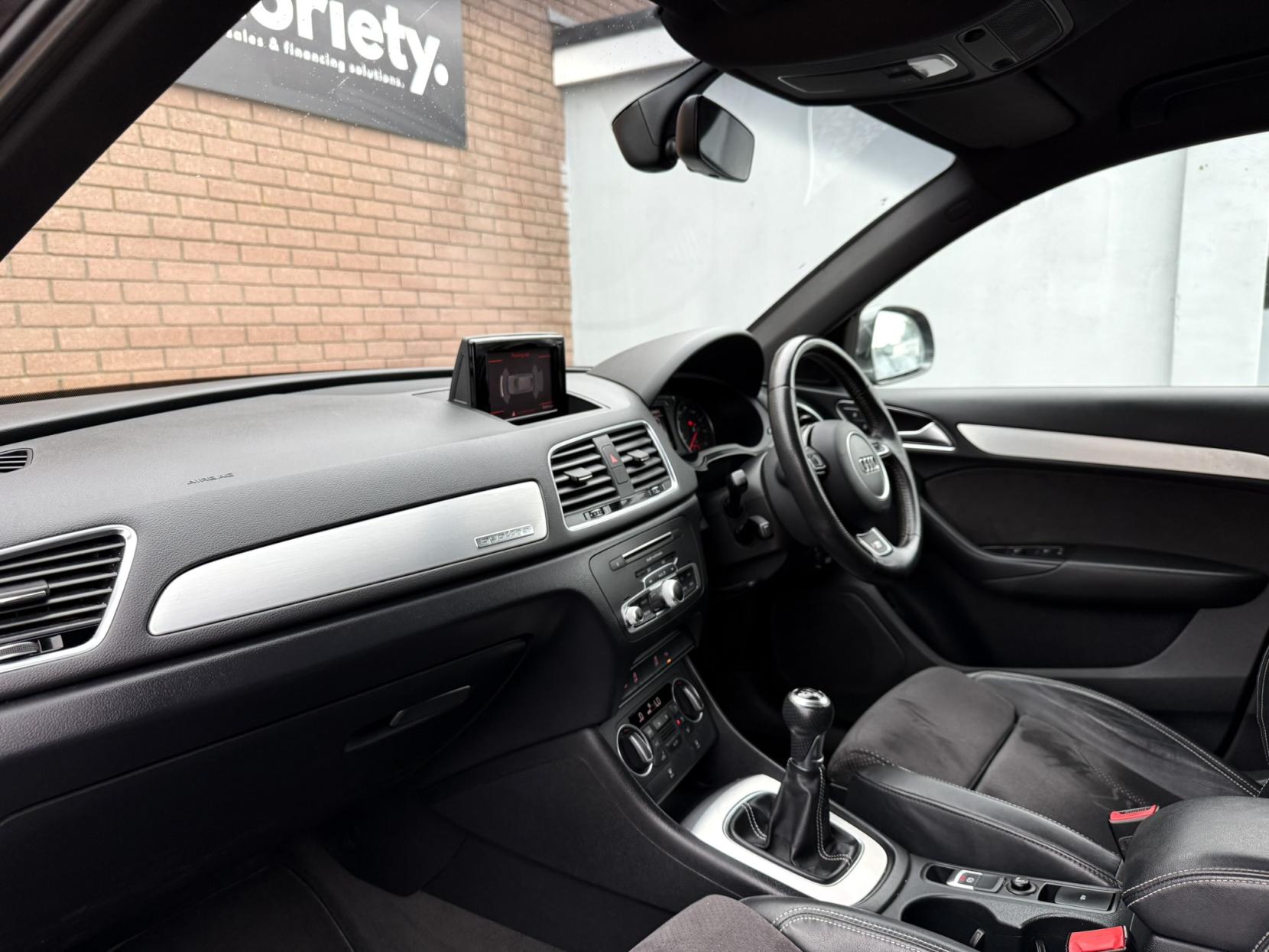 Audi Q3 2.0 TDI S line Plus SUV 5dr Diesel Manual quattro Euro 6 (s/s) (150 ps)