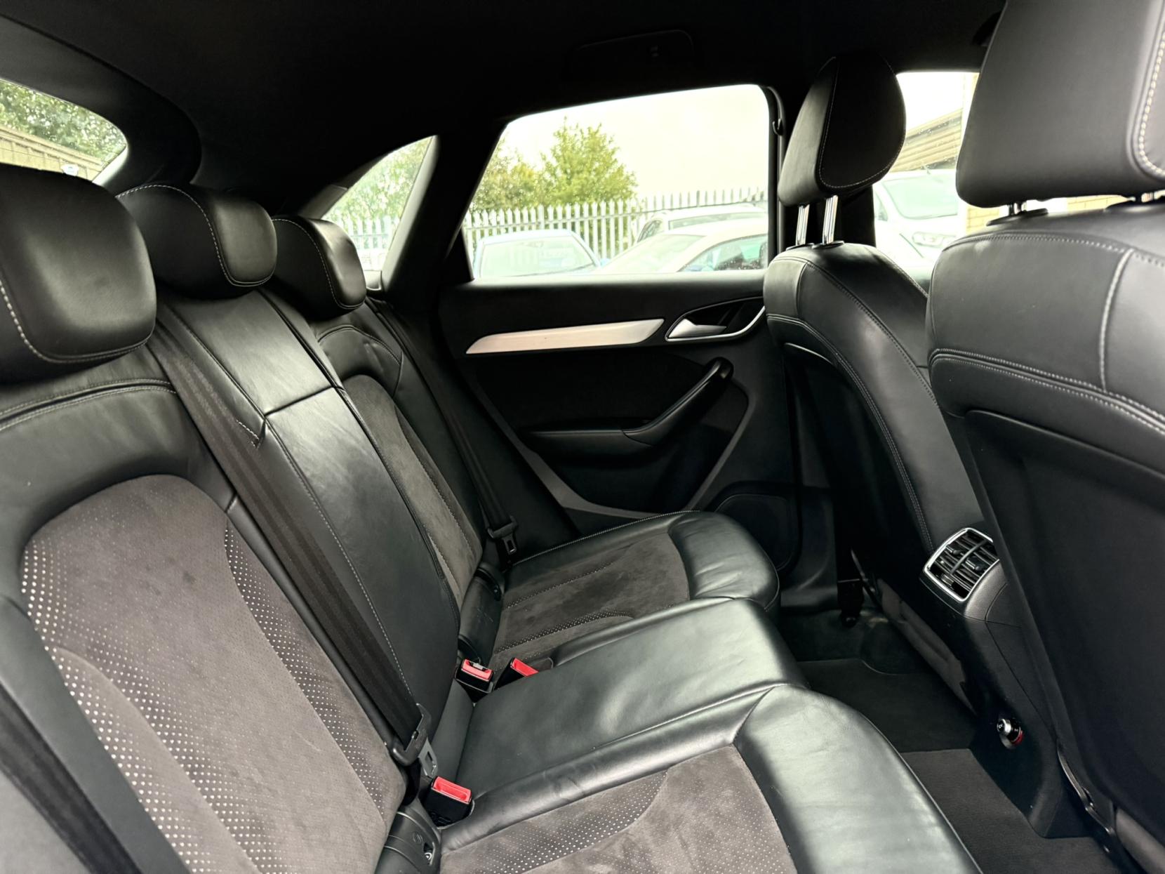 Audi Q3 2.0 TDI S line Plus SUV 5dr Diesel Manual quattro Euro 6 (s/s) (150 ps)