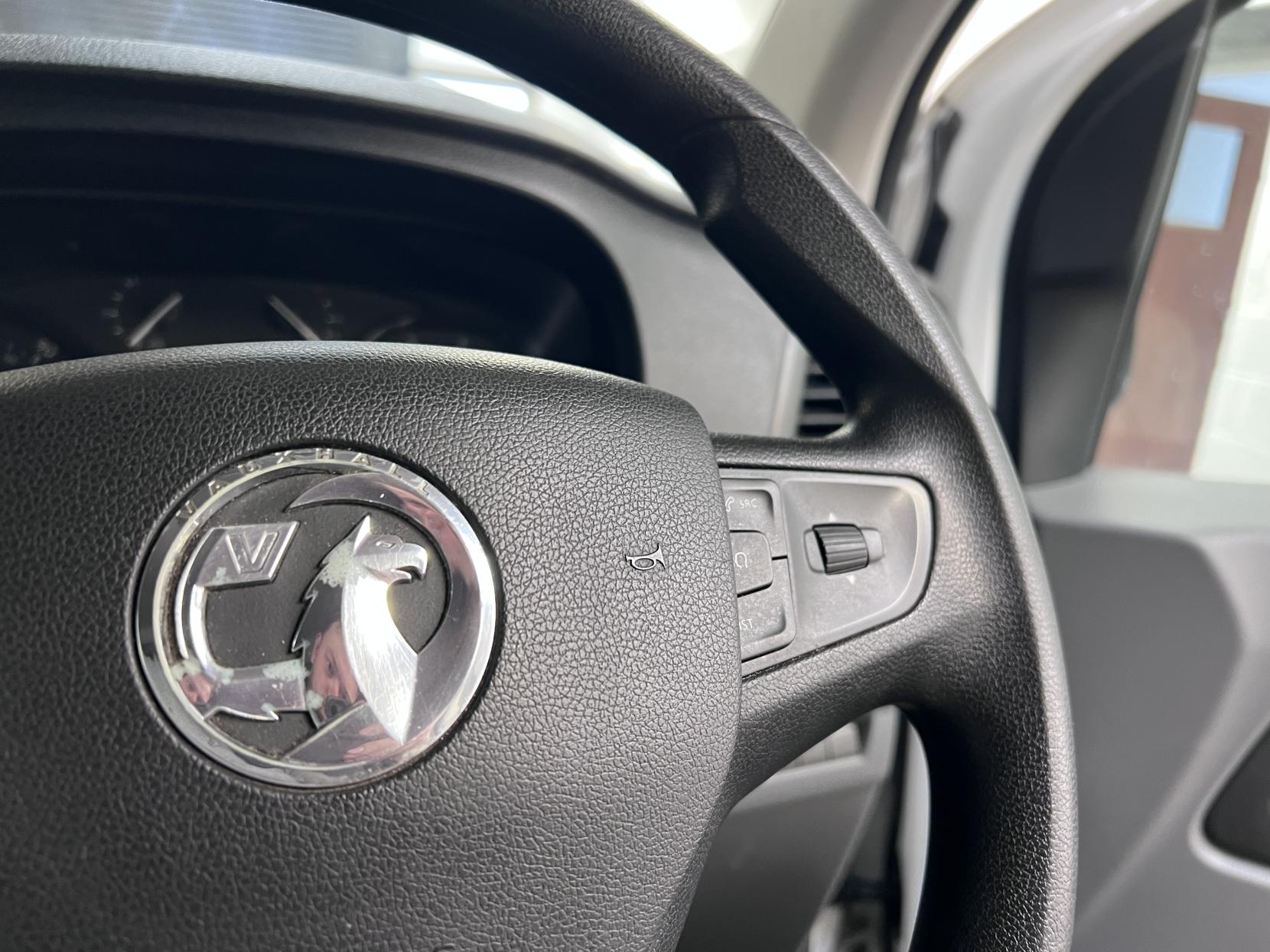 Vauxhall Vivaro 1.5 Turbo D 2900 Sportive Panel Van 5dr Diesel Manual L2 H1 Euro 6 (s/s) (100 ps)