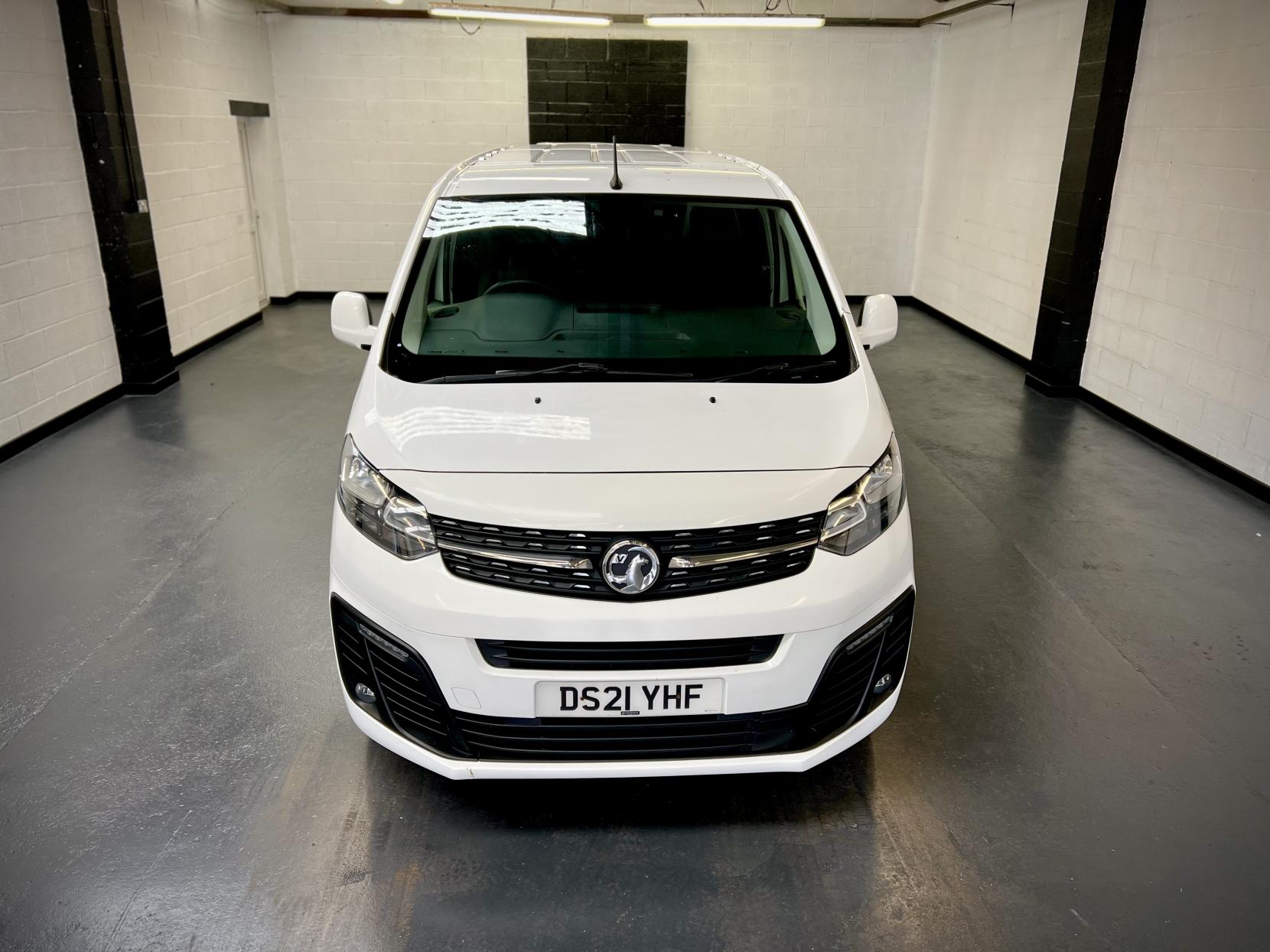 Vauxhall Vivaro 1.5 Turbo D 2900 Sportive Panel Van 5dr Diesel Manual L2 H1 Euro 6 (s/s) (100 ps)