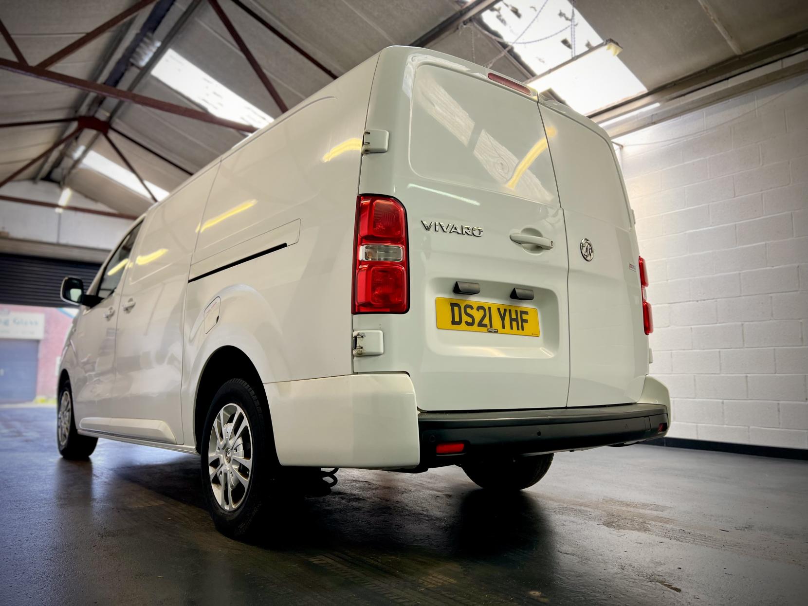Vauxhall Vivaro 1.5 Turbo D 2900 Sportive Panel Van 5dr Diesel Manual L2 H1 Euro 6 (s/s) (100 ps)
