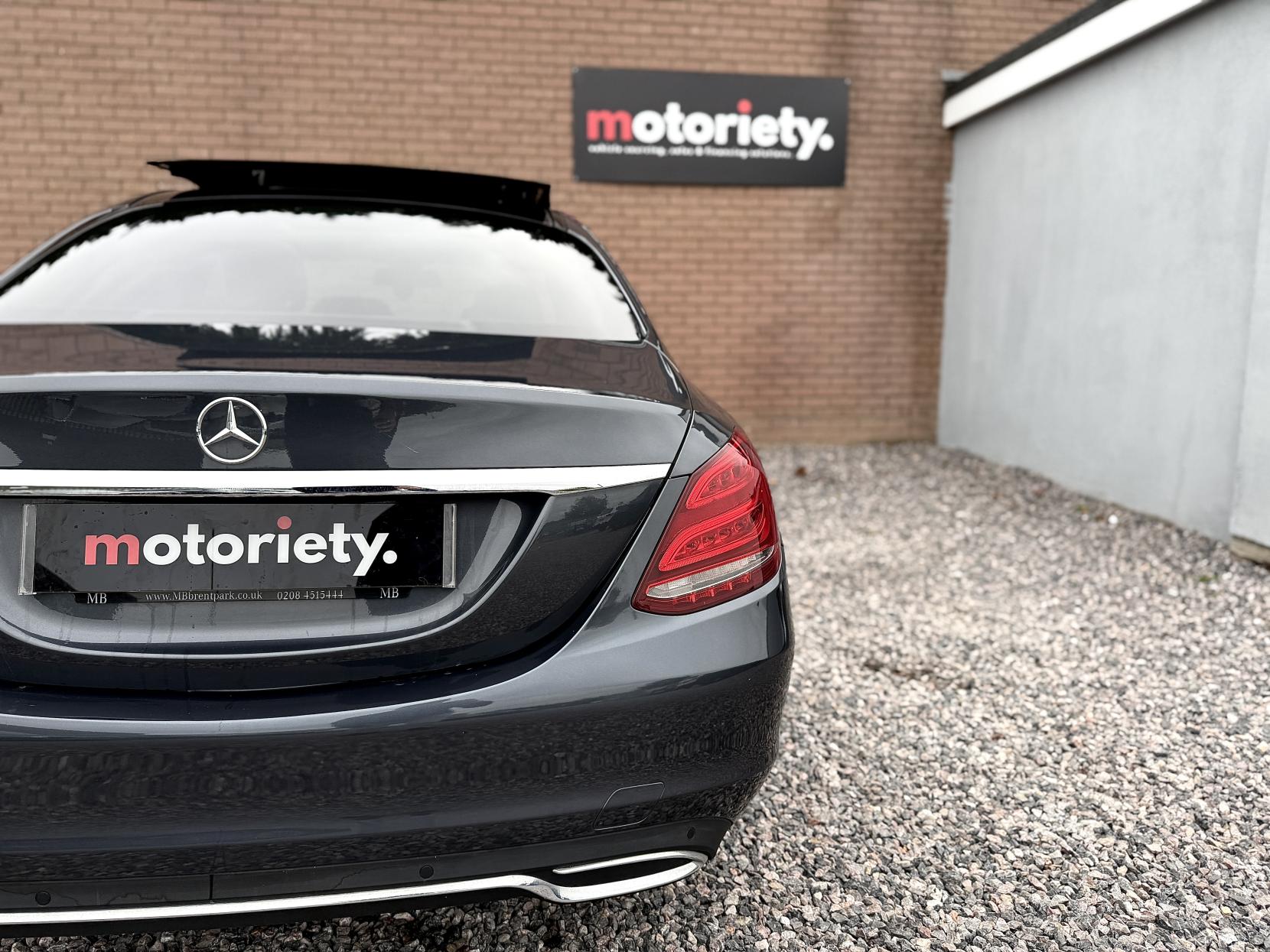 Mercedes-Benz C Class 2.0 C200 Sport (Premium) Saloon 4dr Petrol 7G-Tronic+ Euro 6 (s/s) (184 ps)