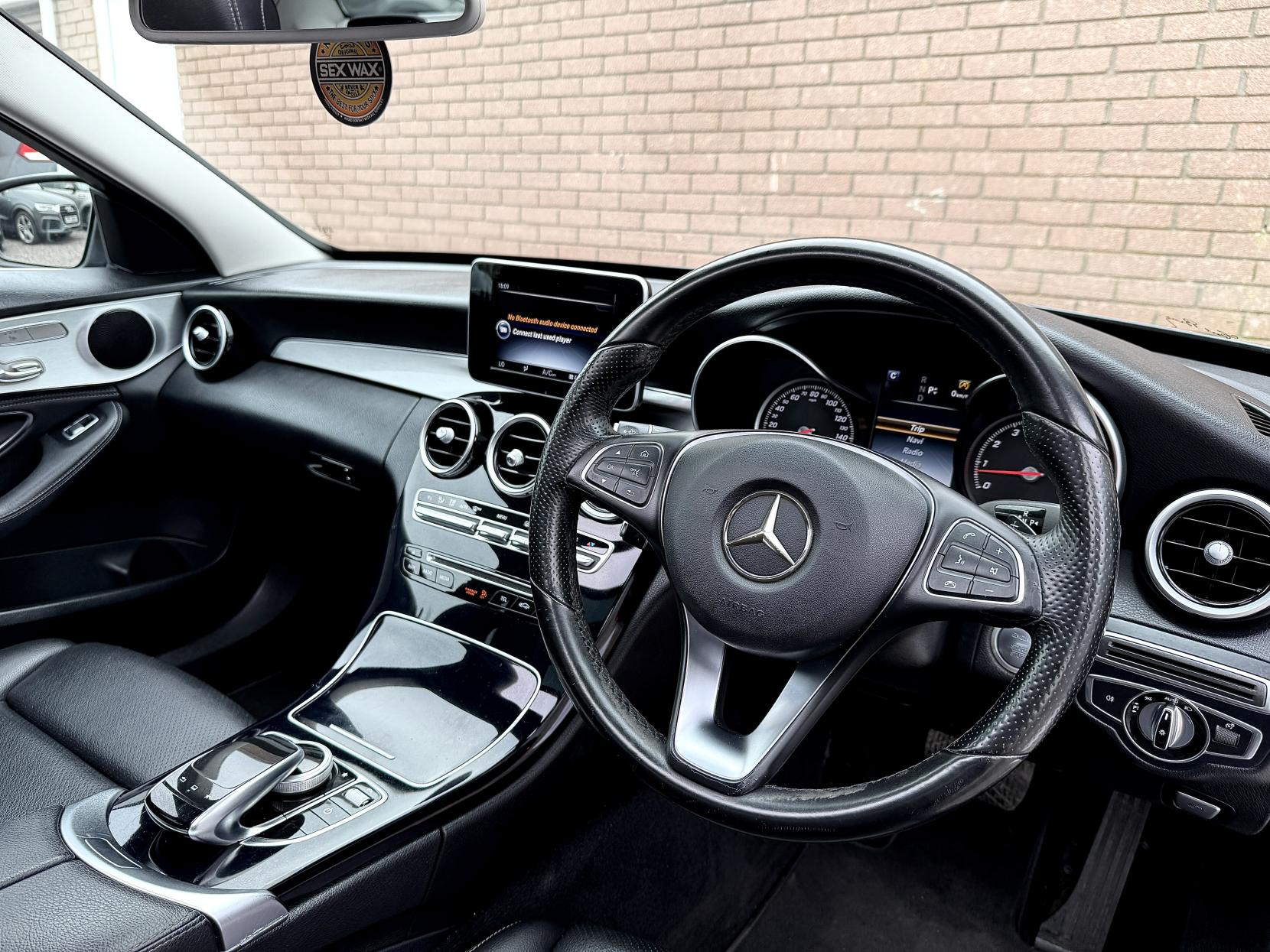 Mercedes-Benz C Class 2.0 C200 Sport (Premium) Saloon 4dr Petrol 7G-Tronic+ Euro 6 (s/s) (184 ps)