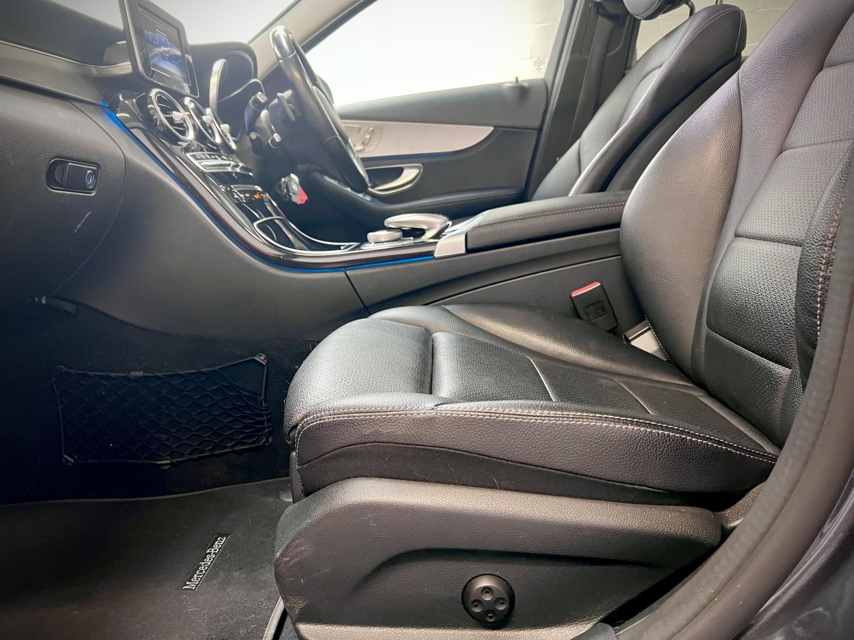 Mercedes-Benz C Class 2.0 C200 Sport (Premium) Saloon 4dr Petrol 7G-Tronic+ Euro 6 (s/s) (184 ps)