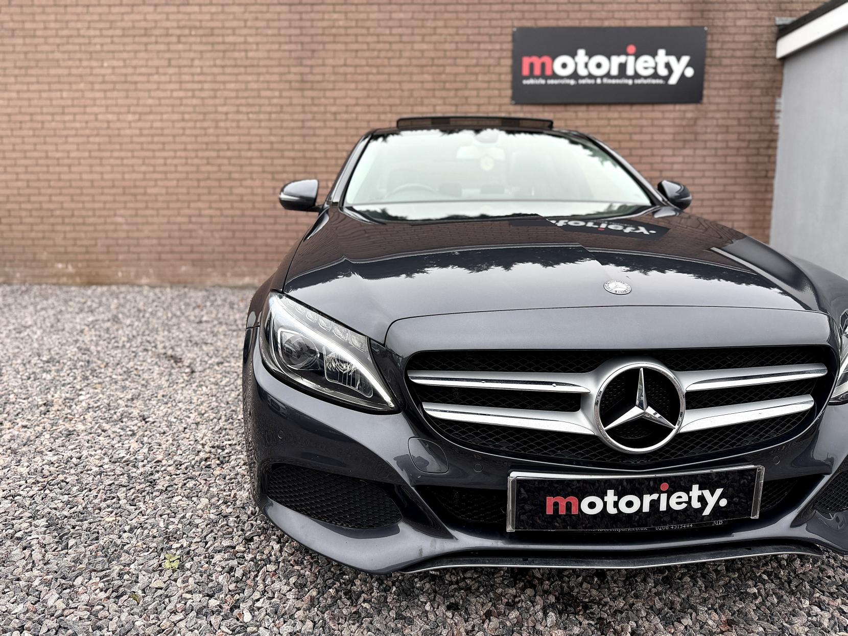 Mercedes-Benz C Class 2.0 C200 Sport (Premium) Saloon 4dr Petrol 7G-Tronic+ Euro 6 (s/s) (184 ps)
