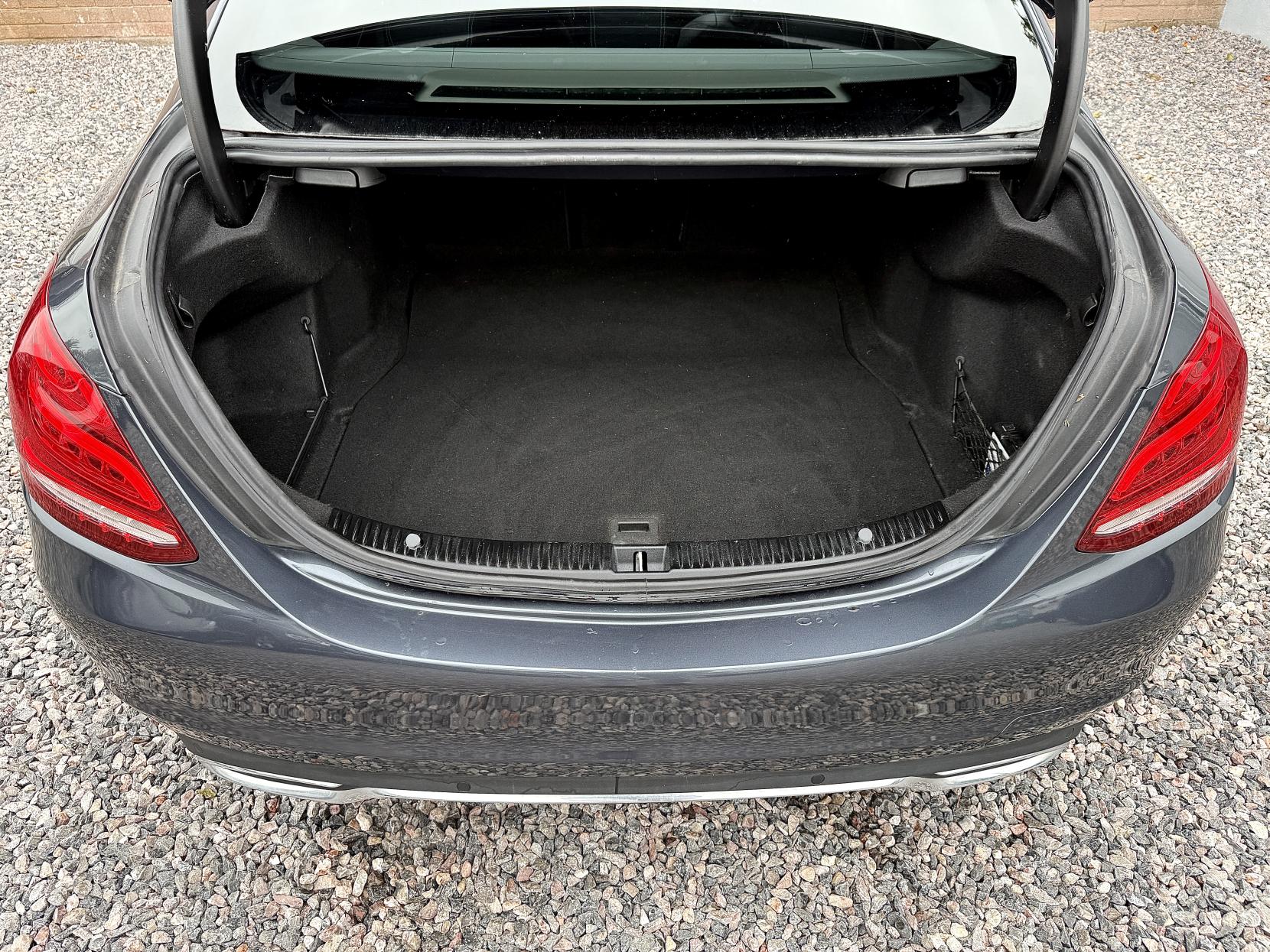 Mercedes-Benz C Class 2.0 C200 Sport (Premium) Saloon 4dr Petrol 7G-Tronic+ Euro 6 (s/s) (184 ps)