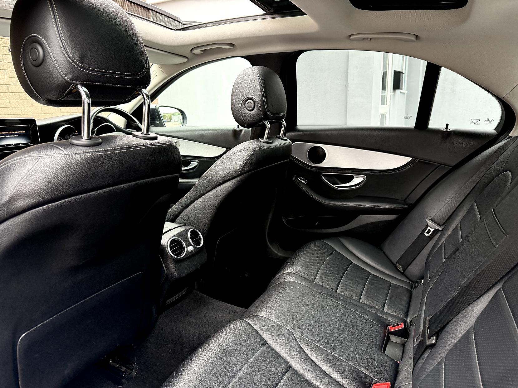 Mercedes-Benz C Class 2.0 C200 Sport (Premium) Saloon 4dr Petrol 7G-Tronic+ Euro 6 (s/s) (184 ps)