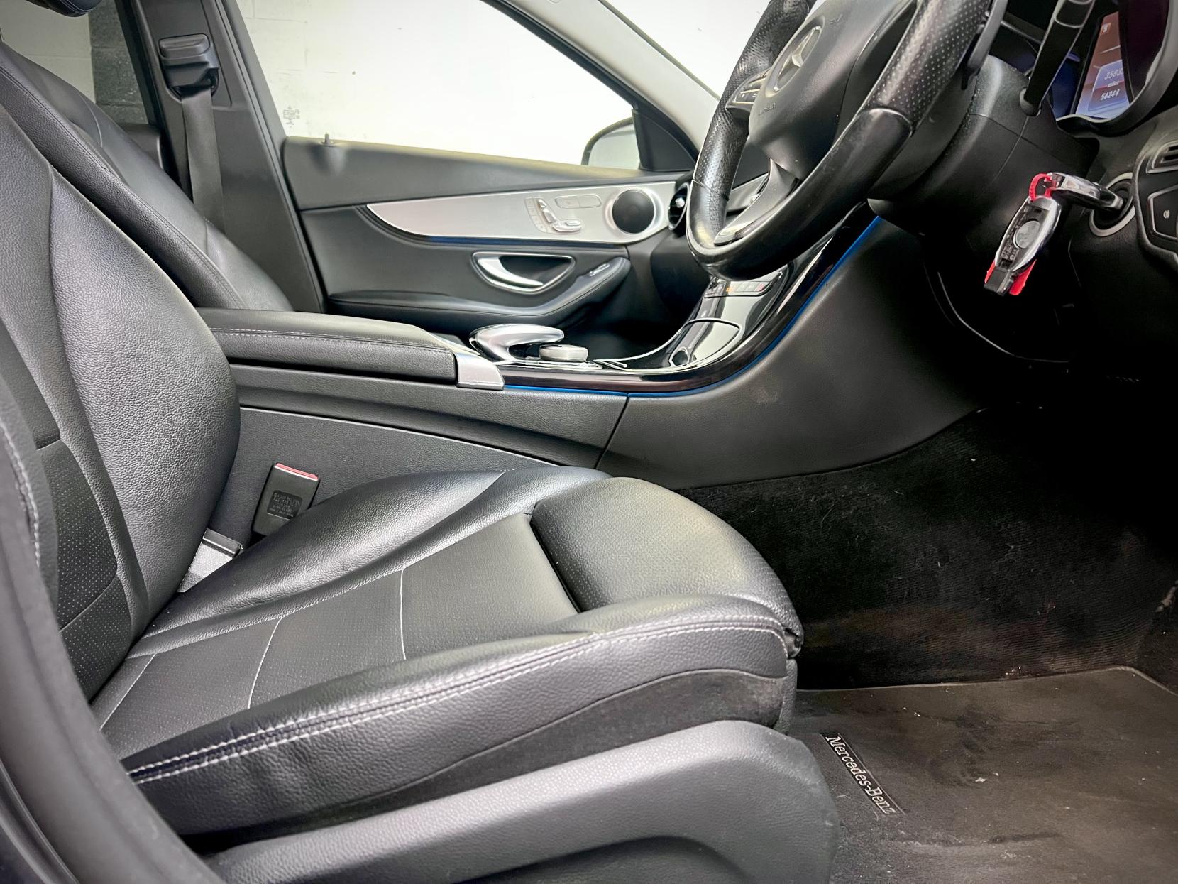 Mercedes-Benz C Class 2.0 C200 Sport (Premium) Saloon 4dr Petrol 7G-Tronic+ Euro 6 (s/s) (184 ps)