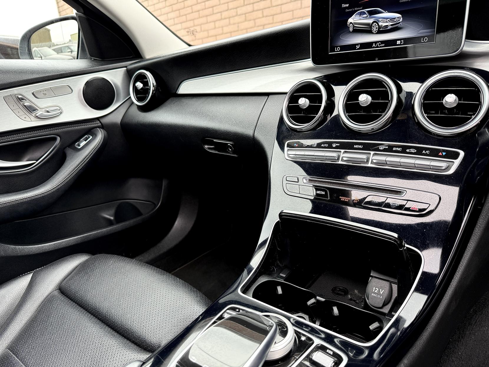 Mercedes-Benz C Class 2.0 C200 Sport (Premium) Saloon 4dr Petrol 7G-Tronic+ Euro 6 (s/s) (184 ps)