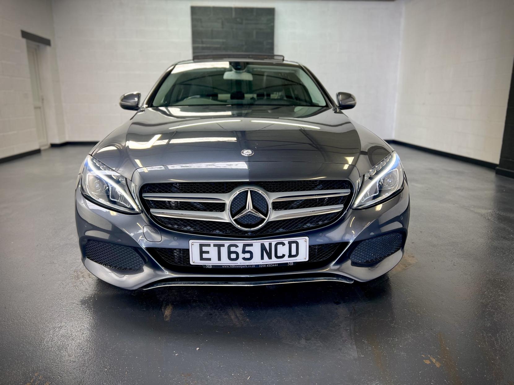 Mercedes-Benz C Class 2.0 C200 Sport (Premium) Saloon 4dr Petrol 7G-Tronic+ Euro 6 (s/s) (184 ps)