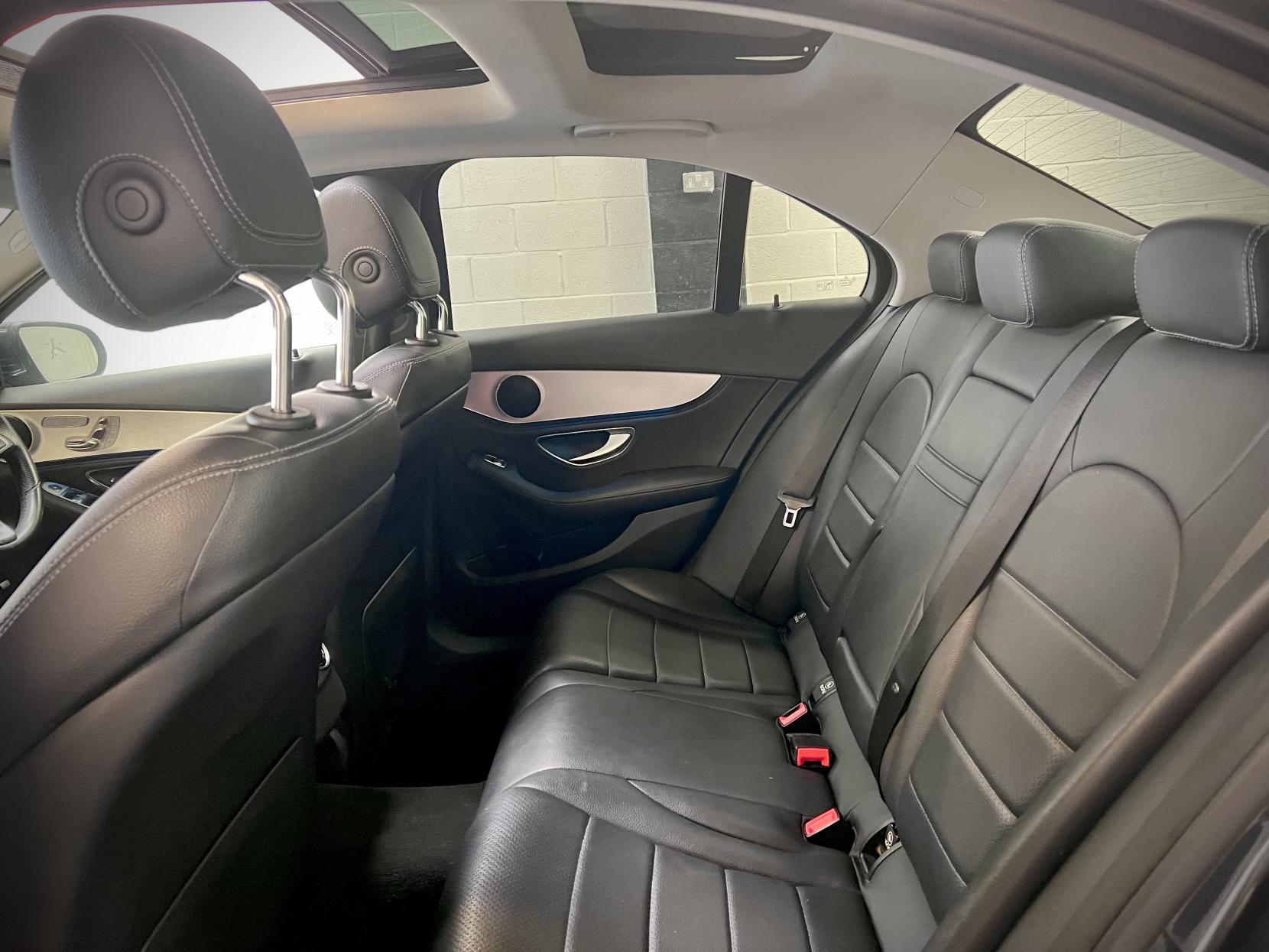 Mercedes-Benz C Class 2.0 C200 Sport (Premium) Saloon 4dr Petrol 7G-Tronic+ Euro 6 (s/s) (184 ps)