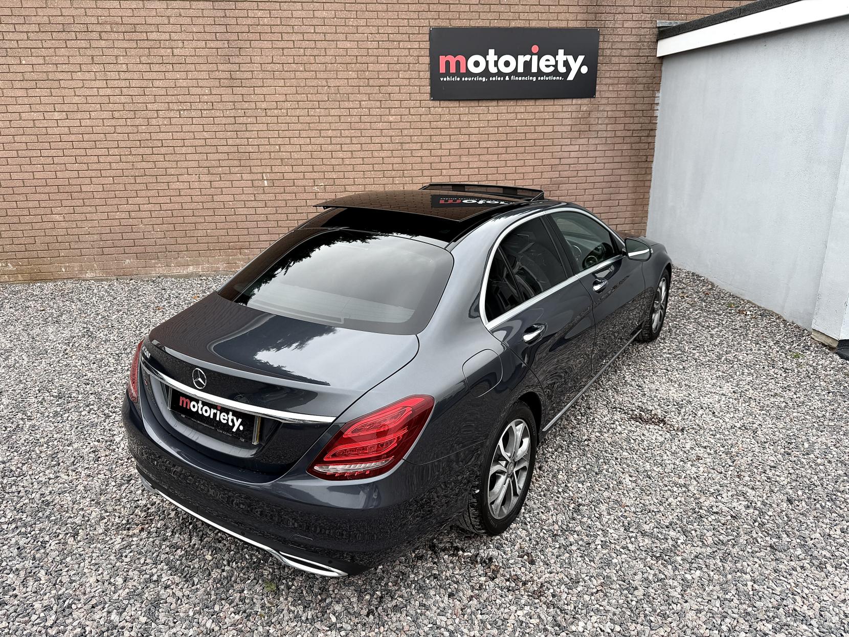 Mercedes-Benz C Class 2.0 C200 Sport (Premium) Saloon 4dr Petrol 7G-Tronic+ Euro 6 (s/s) (184 ps)