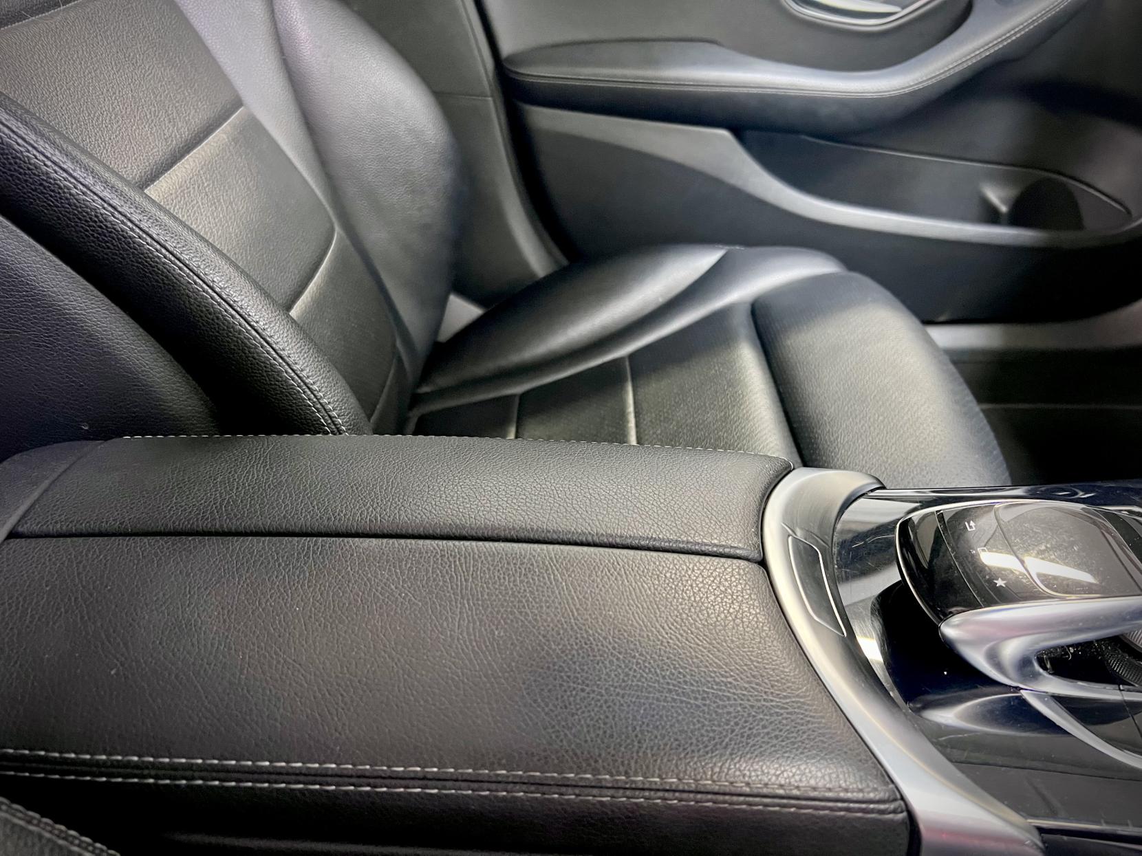 Mercedes-Benz C Class 2.0 C200 Sport (Premium) Saloon 4dr Petrol 7G-Tronic+ Euro 6 (s/s) (184 ps)