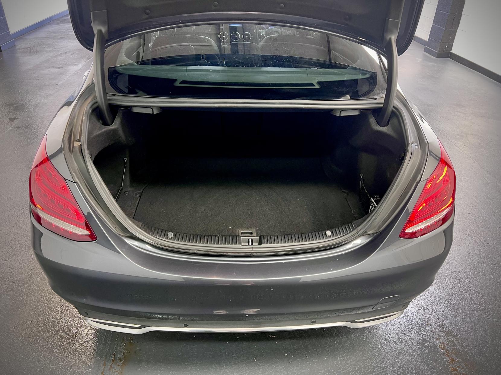 Mercedes-Benz C Class 2.0 C200 Sport (Premium) Saloon 4dr Petrol 7G-Tronic+ Euro 6 (s/s) (184 ps)