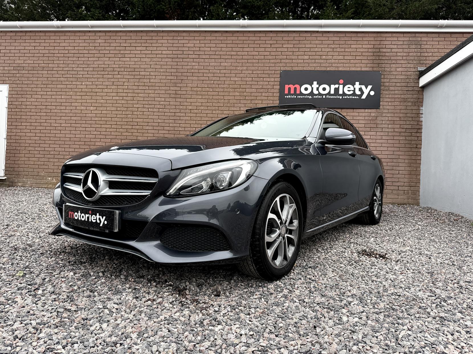 Mercedes-Benz C Class 2.0 C200 Sport (Premium) Saloon 4dr Petrol 7G-Tronic+ Euro 6 (s/s) (184 ps)