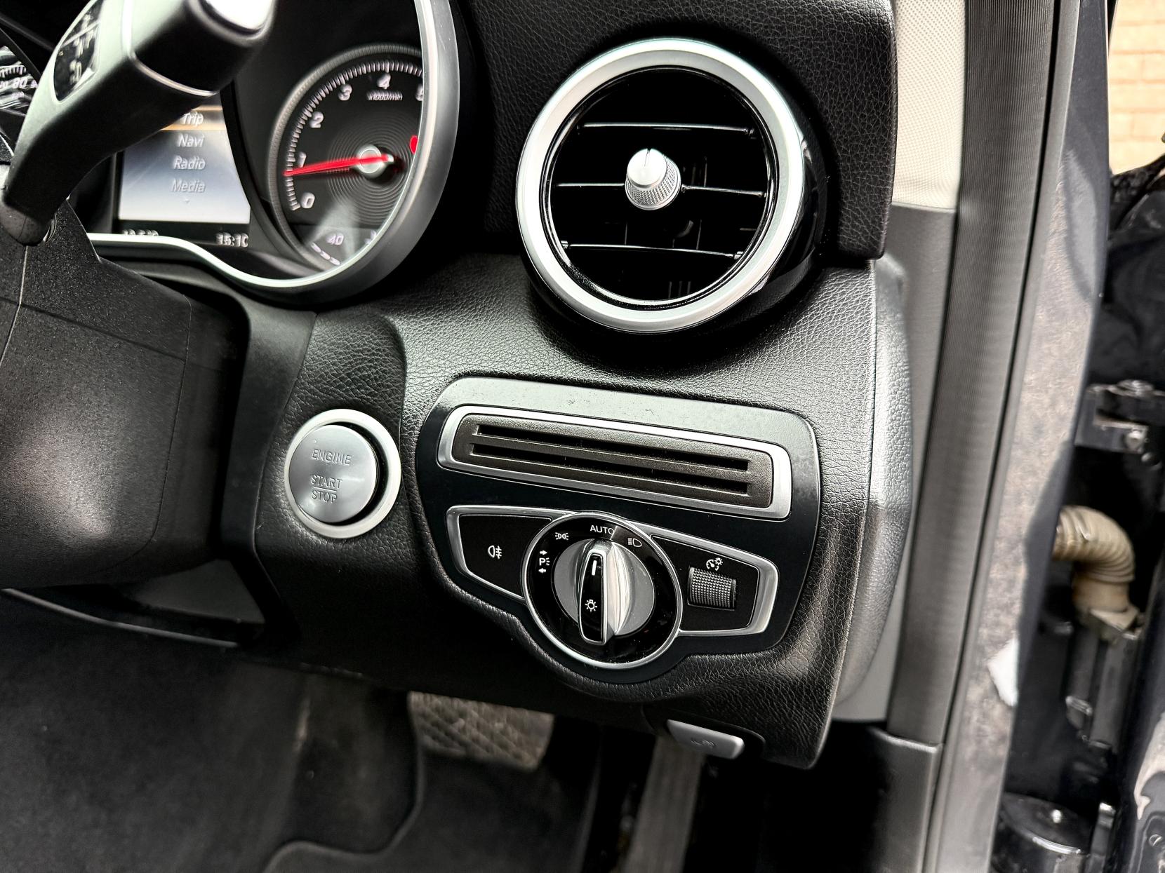 Mercedes-Benz C Class 2.0 C200 Sport (Premium) Saloon 4dr Petrol 7G-Tronic+ Euro 6 (s/s) (184 ps)