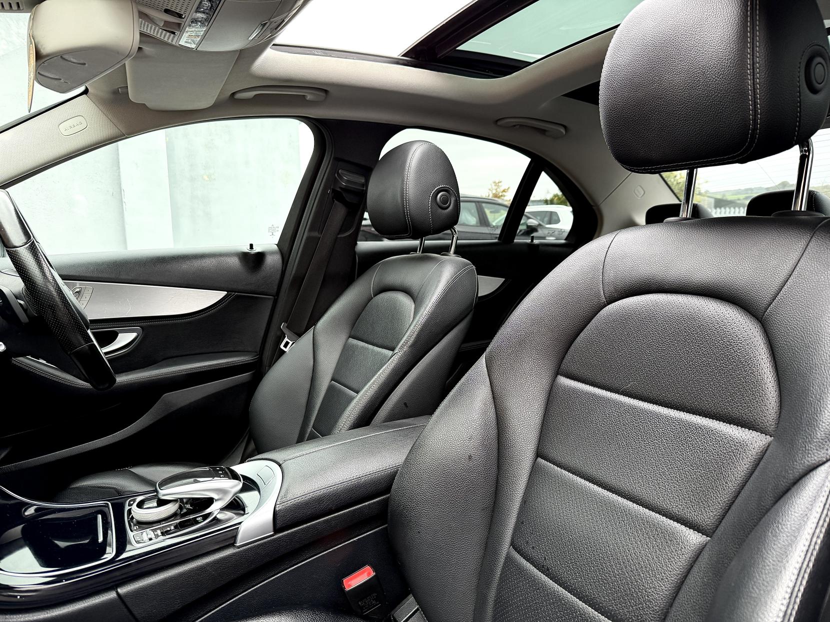 Mercedes-Benz C Class 2.0 C200 Sport (Premium) Saloon 4dr Petrol 7G-Tronic+ Euro 6 (s/s) (184 ps)