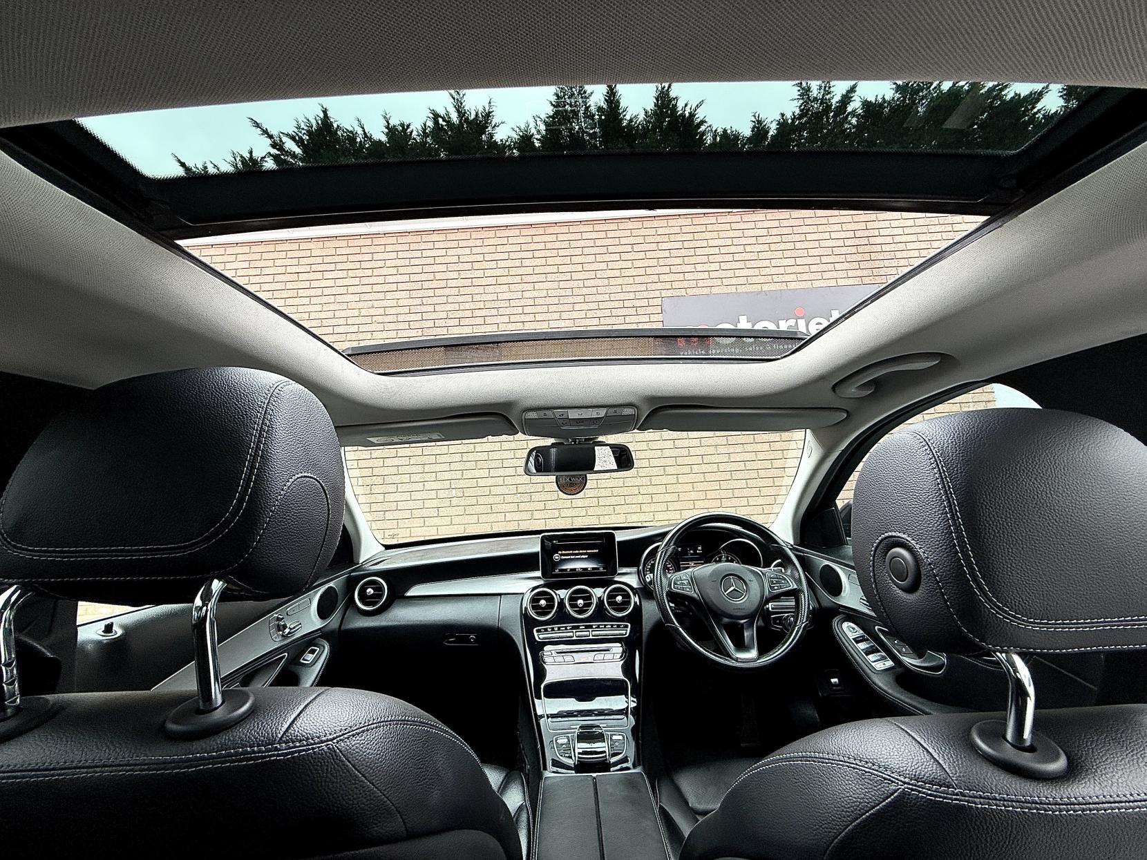 Mercedes-Benz C Class 2.0 C200 Sport (Premium) Saloon 4dr Petrol 7G-Tronic+ Euro 6 (s/s) (184 ps)