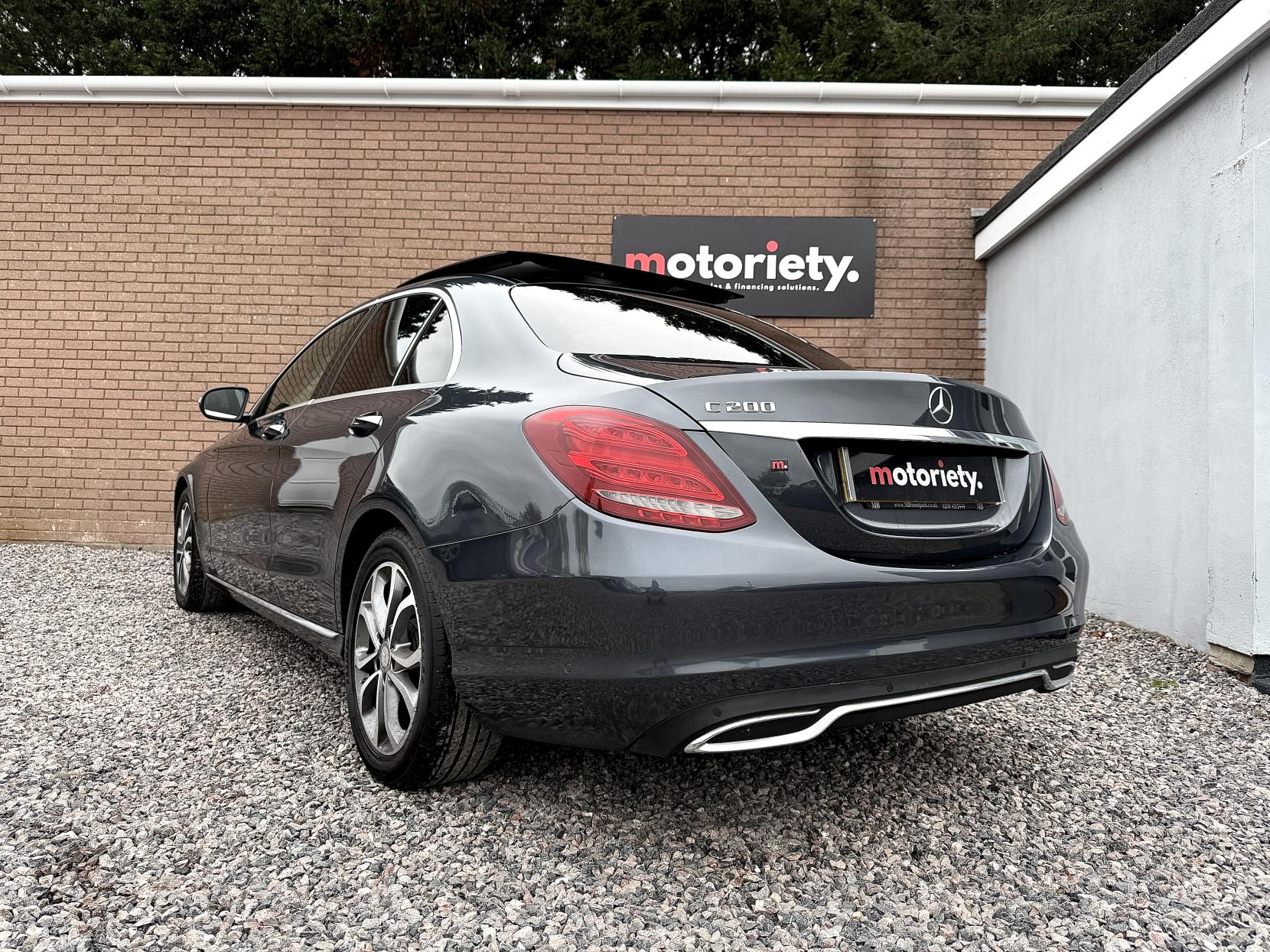 Mercedes-Benz C Class 2.0 C200 Sport (Premium) Saloon 4dr Petrol 7G-Tronic+ Euro 6 (s/s) (184 ps)