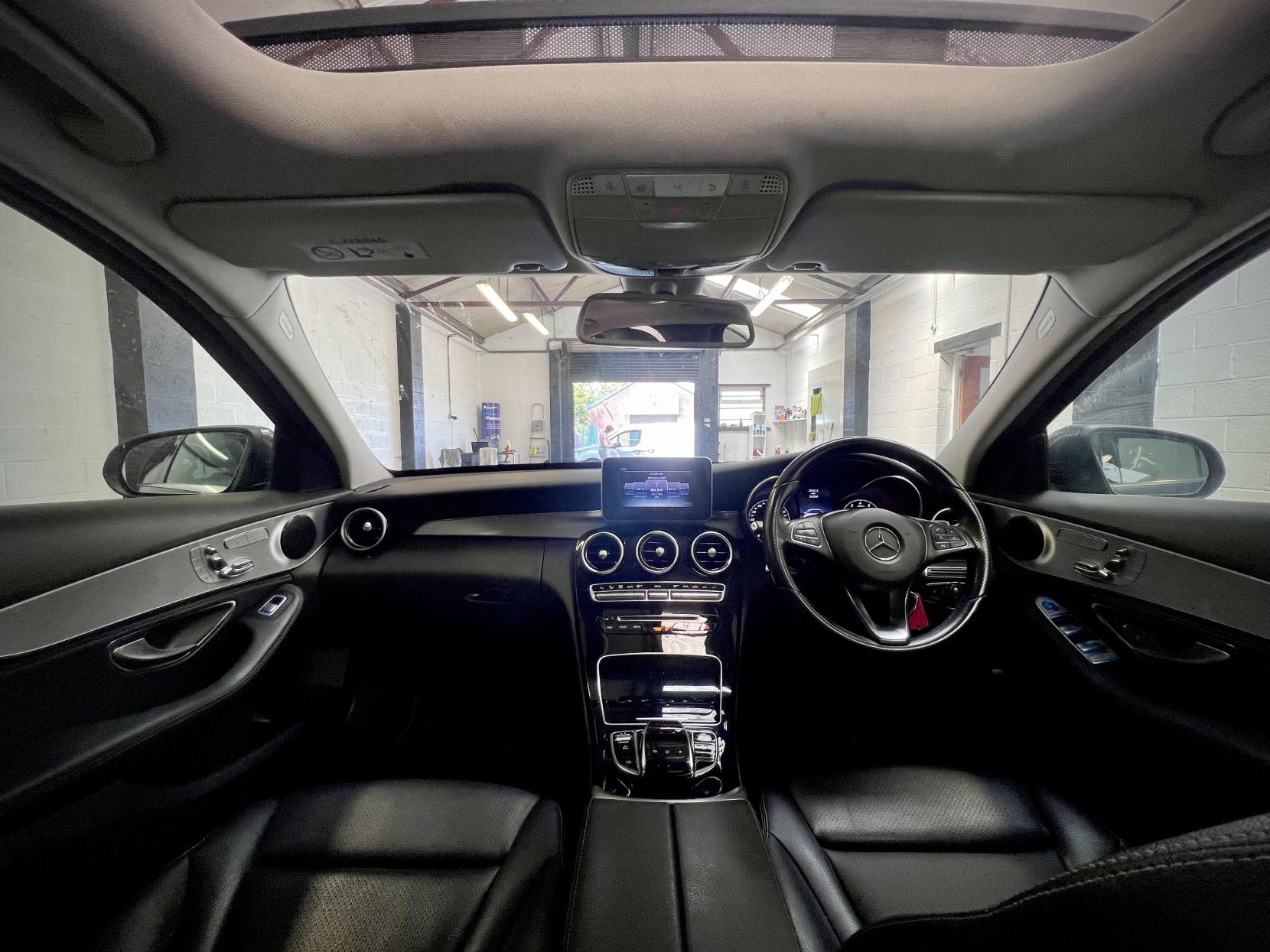 Mercedes-Benz C Class 2.0 C200 Sport (Premium) Saloon 4dr Petrol 7G-Tronic+ Euro 6 (s/s) (184 ps)