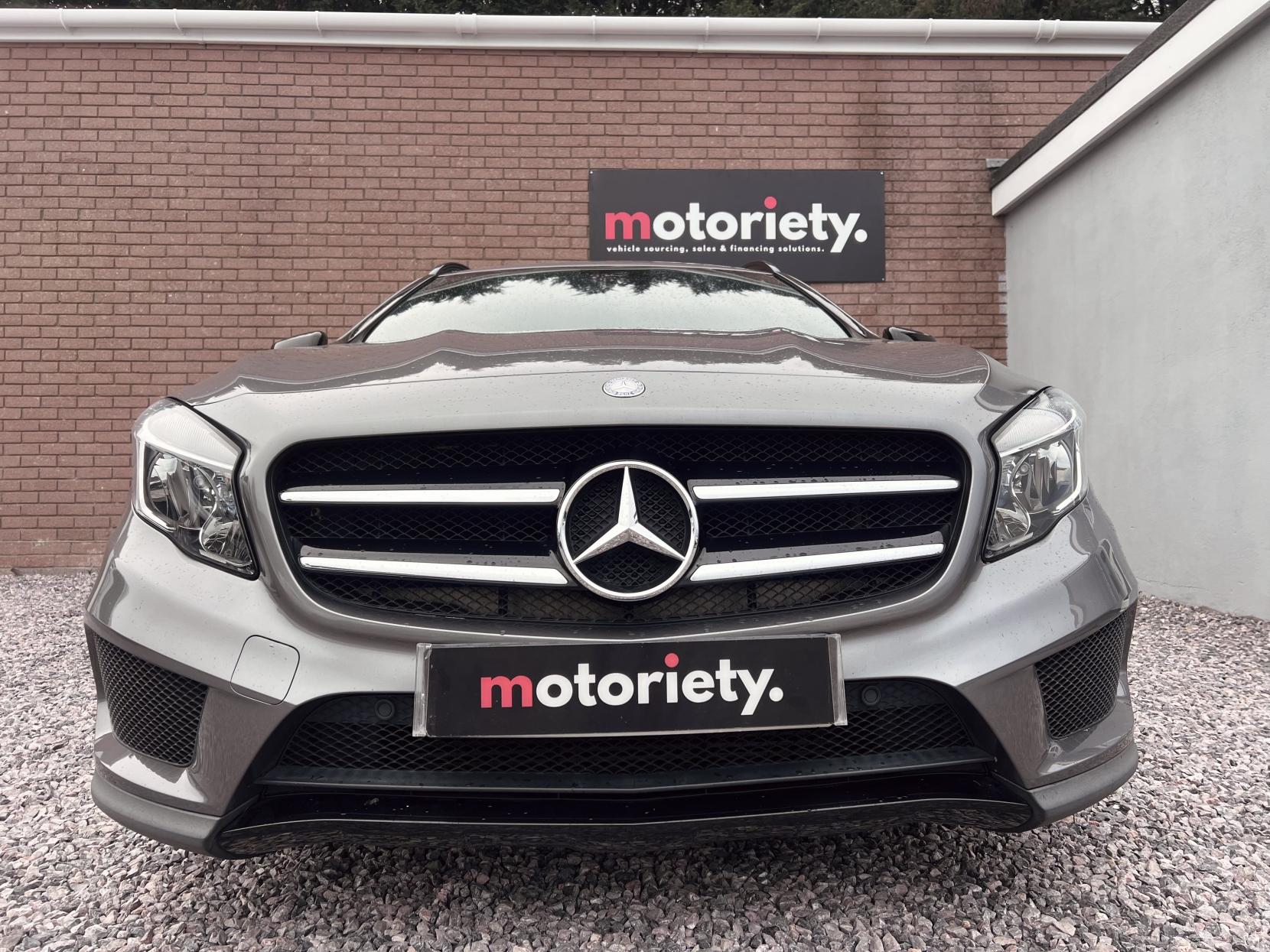 Mercedes-Benz GLA 2.1 GLA220 CDI AMG Line SUV 5dr Diesel 7G-DCT 4MATIC Euro 6 (s/s) (170 ps)