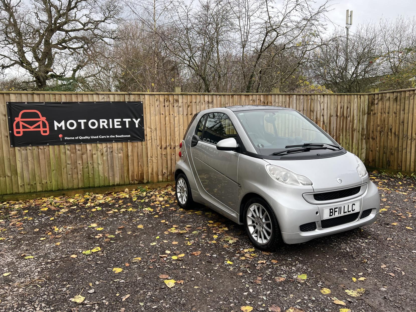 Smart fortwo 1.0 MHD Passion Coupe 2dr Petrol SoftTouch Euro 5 (s/s) (71 bhp)