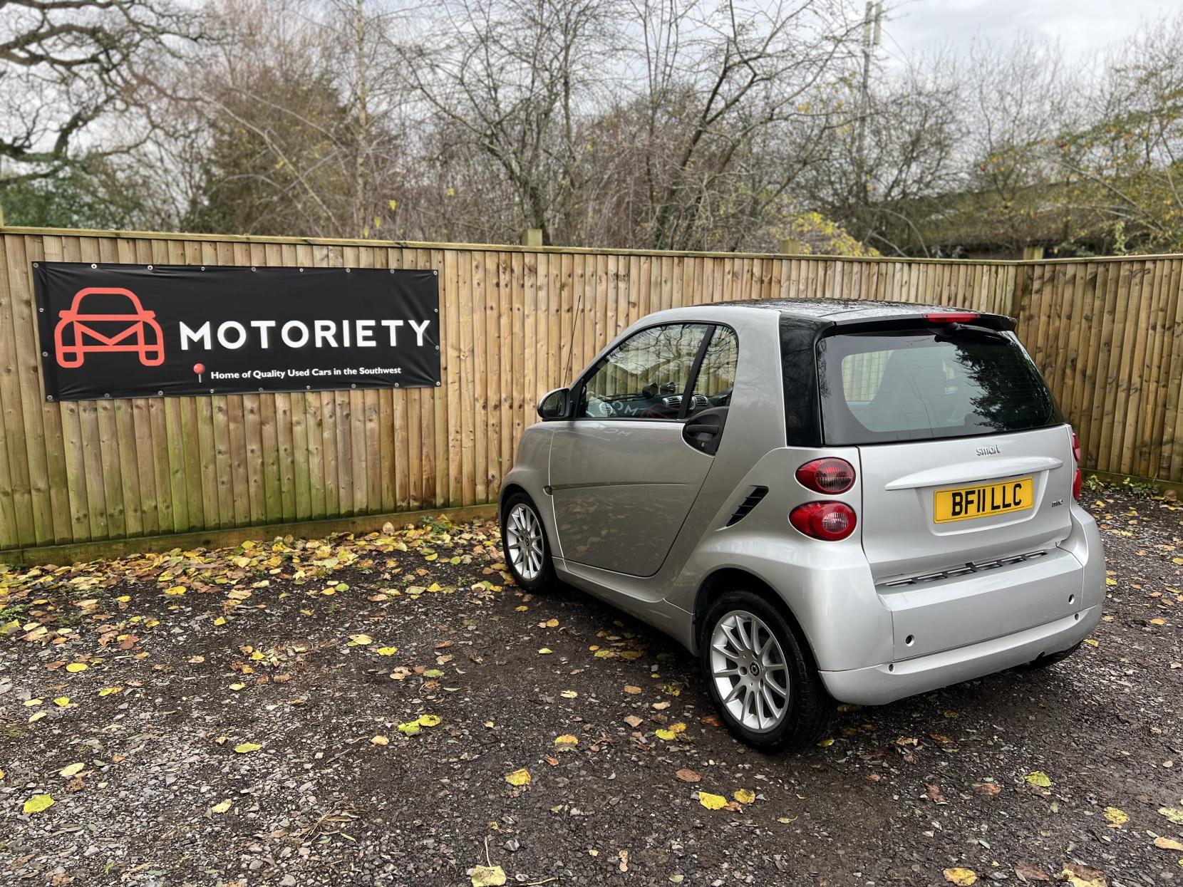 Smart fortwo 1.0 MHD Passion Coupe 2dr Petrol SoftTouch Euro 5 (s/s) (71 bhp)