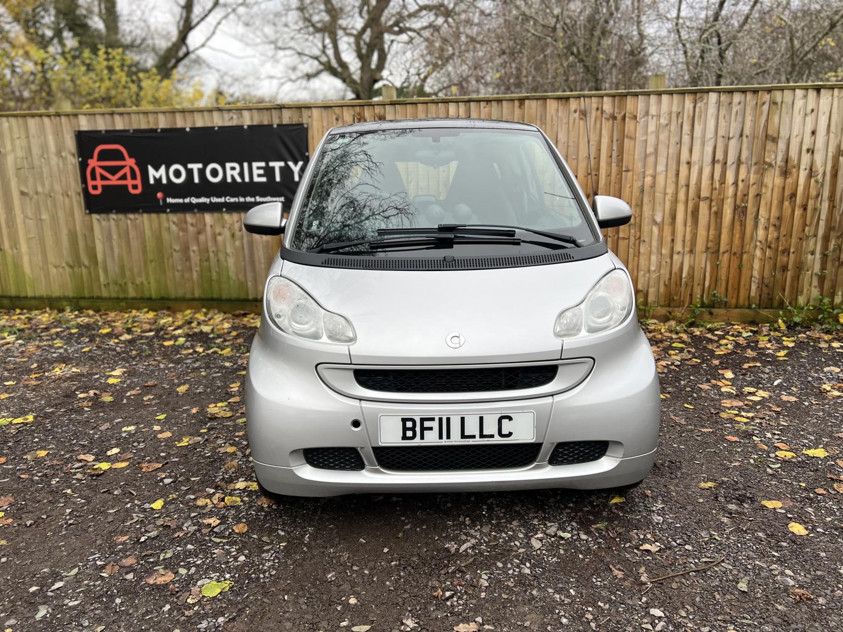 Smart fortwo 1.0 MHD Passion Coupe 2dr Petrol SoftTouch Euro 5 (s/s) (71 bhp)